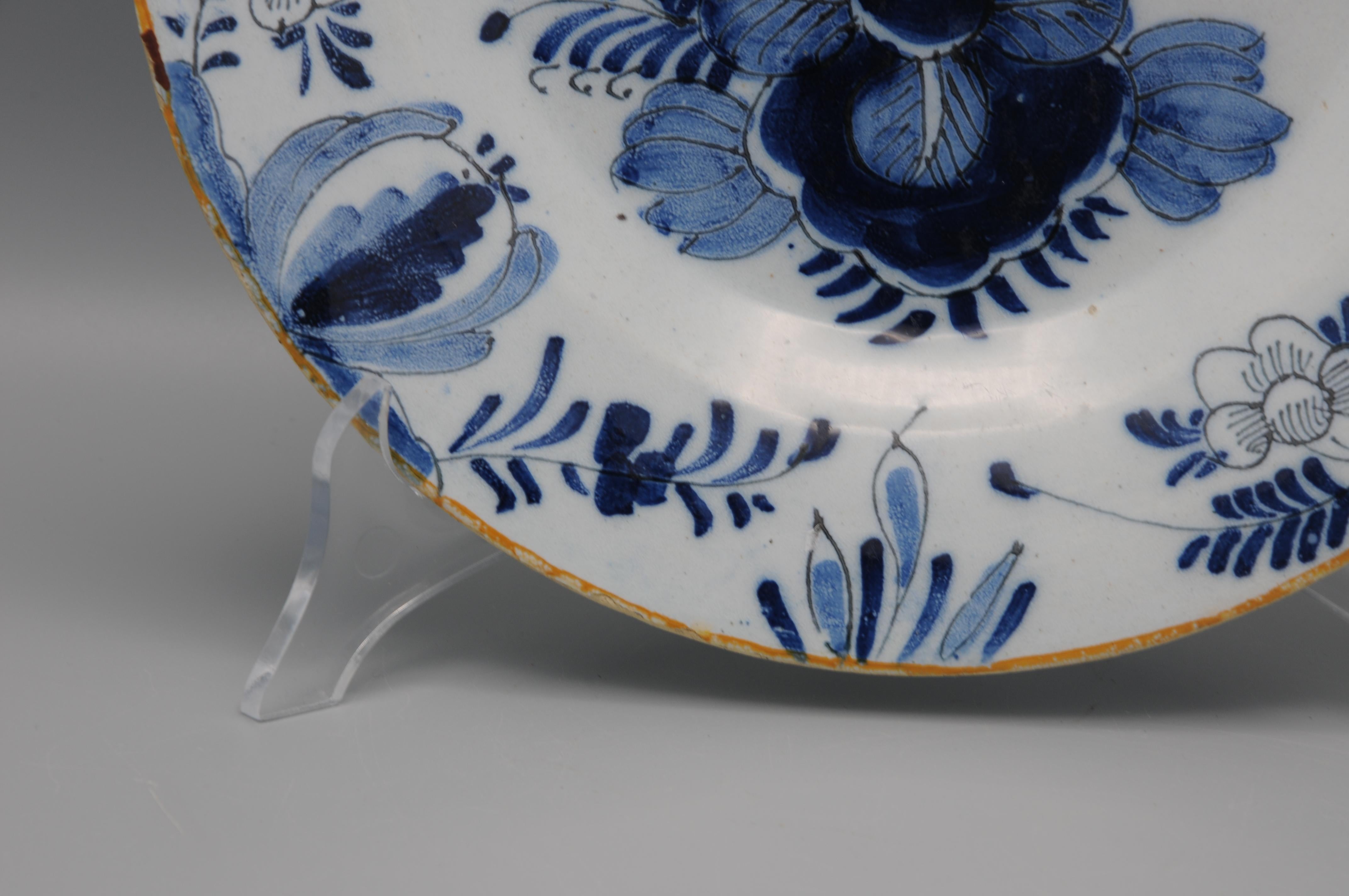 Poterie Assiette chinoiseries bleue et blanche de Delft - 18ème siècle en vente