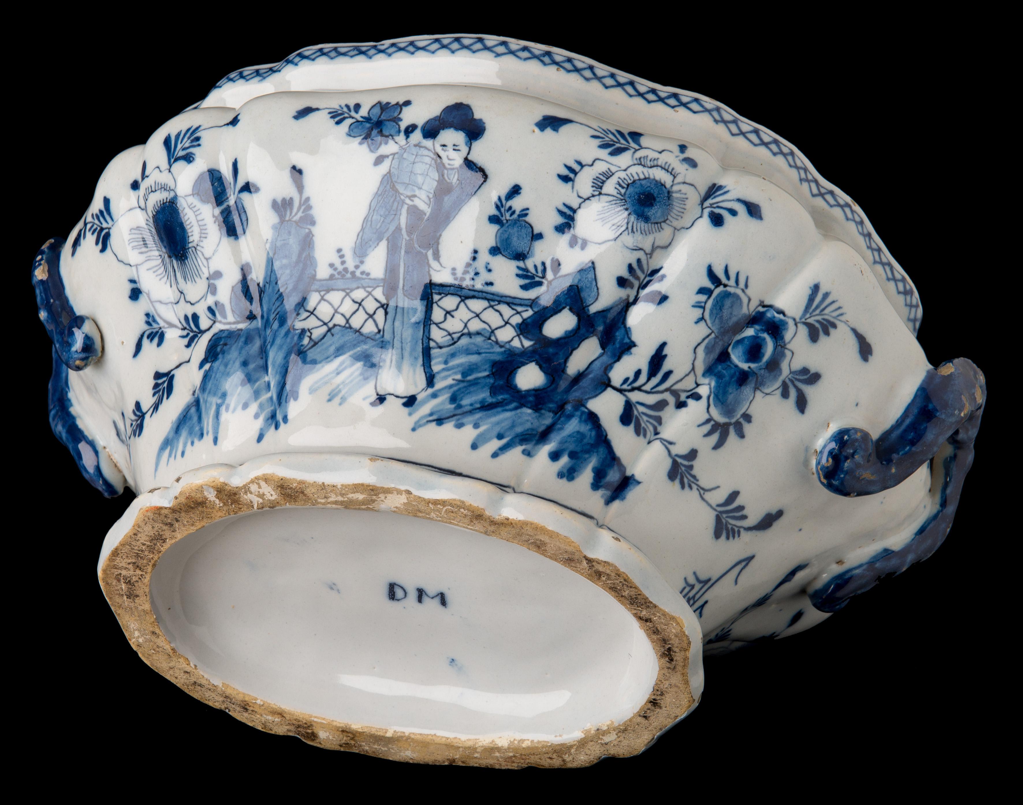 Ceramic Delft, Blue and white chinoiserie tureen Delft, circa 1750 Mark: DM For Sale
