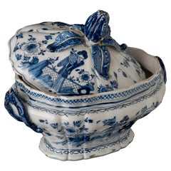 Delft, Blue and white chinoiserie tureen Delft, circa 1750 Mark: DM