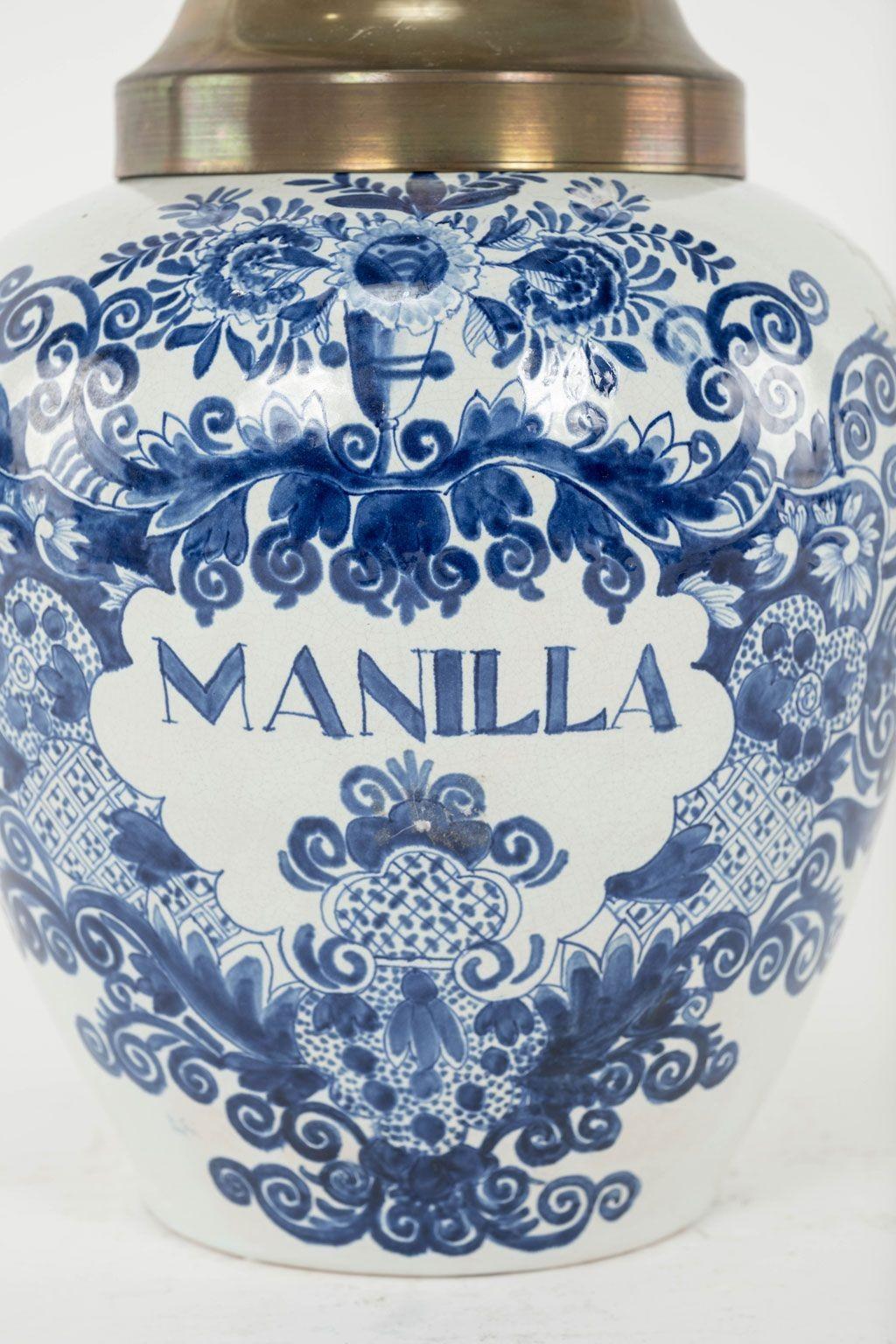 Néoclassique Pot à tabac Manilla de Delft bleu et blanc en vente