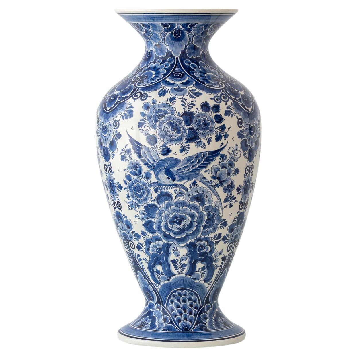 Vaso monumentale a balaustro blu e bianco di Delft, dipinto a mano, anni '50, Paesi Bassi
