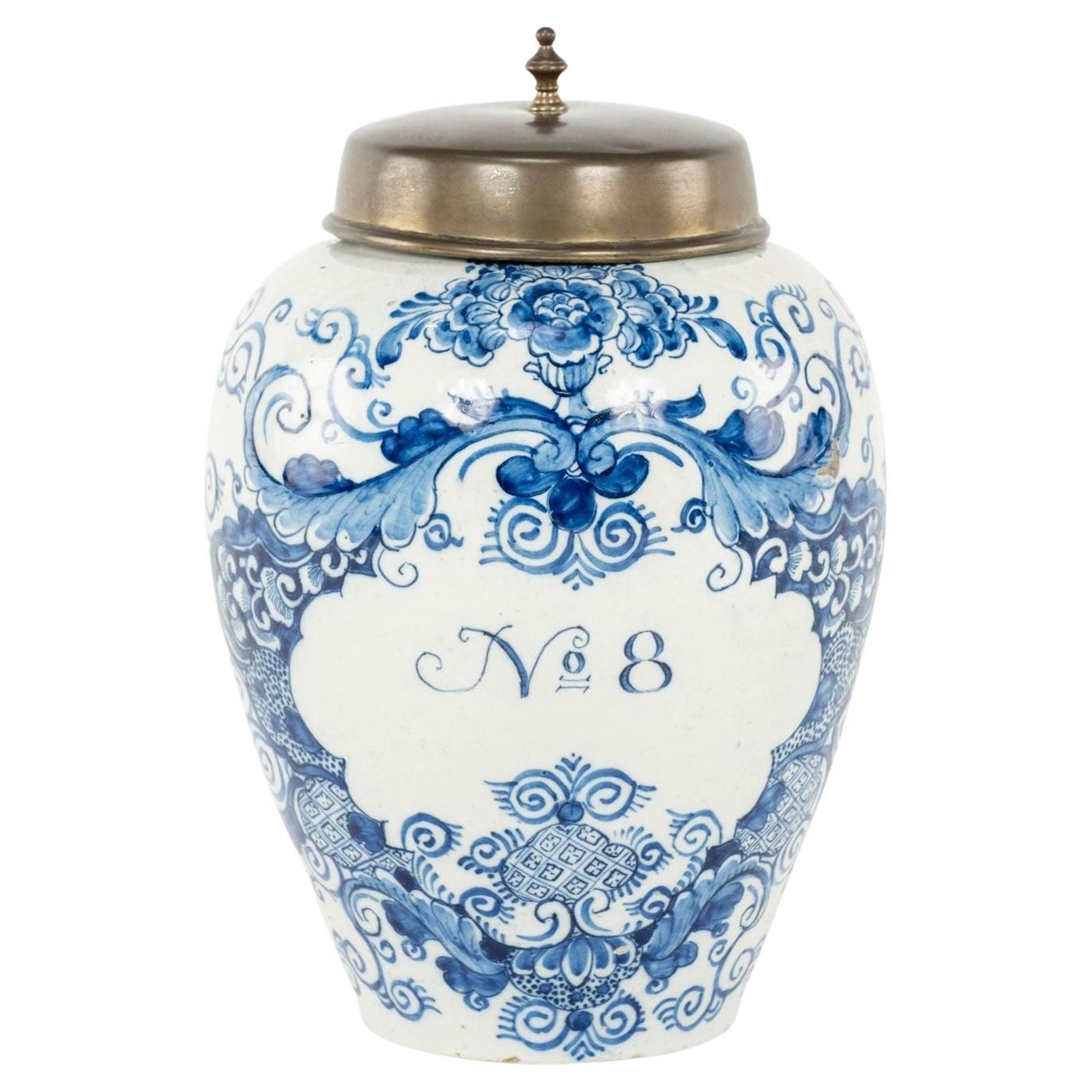 Pot à tabac bleu et blanc « N° 8 » de Delft en vente