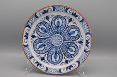 Delft - Blue and white plate with rare geometric decoration - 18th century