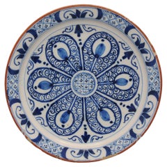 Antique Delft - Blue and white plate with rare geometric decoration - 18th century