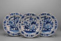 Delft Blue and White - set of 3 'Boerendelft' plates - early 19th century