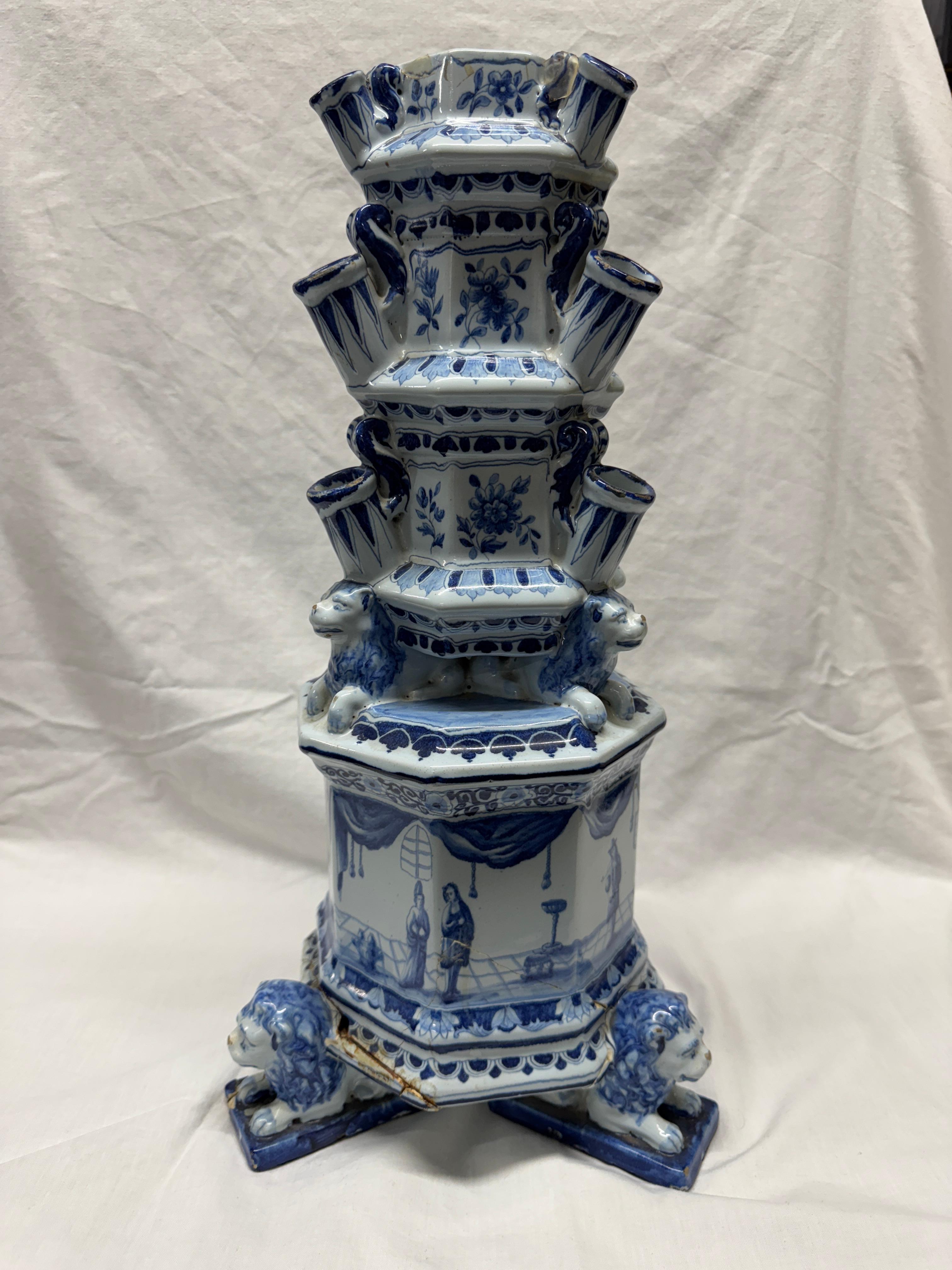 Fait main Vase à fleurs / Tulipiere bleu et blanc de Delft en vente