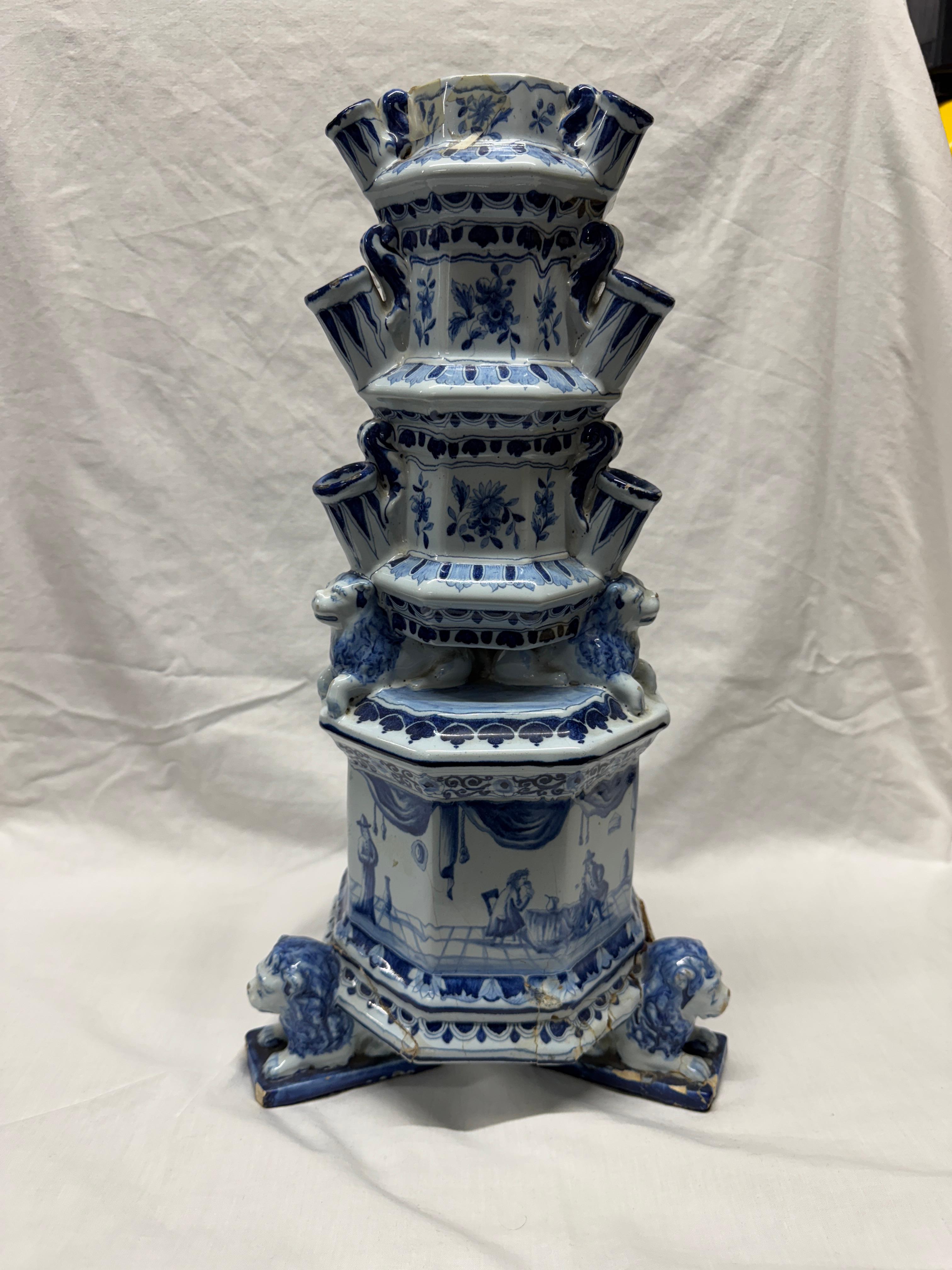 Vase à fleurs / Tulipiere bleu et blanc de Delft en vente 1