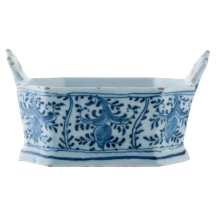 Delft - Sopera azul y blanca, siglo XVIII