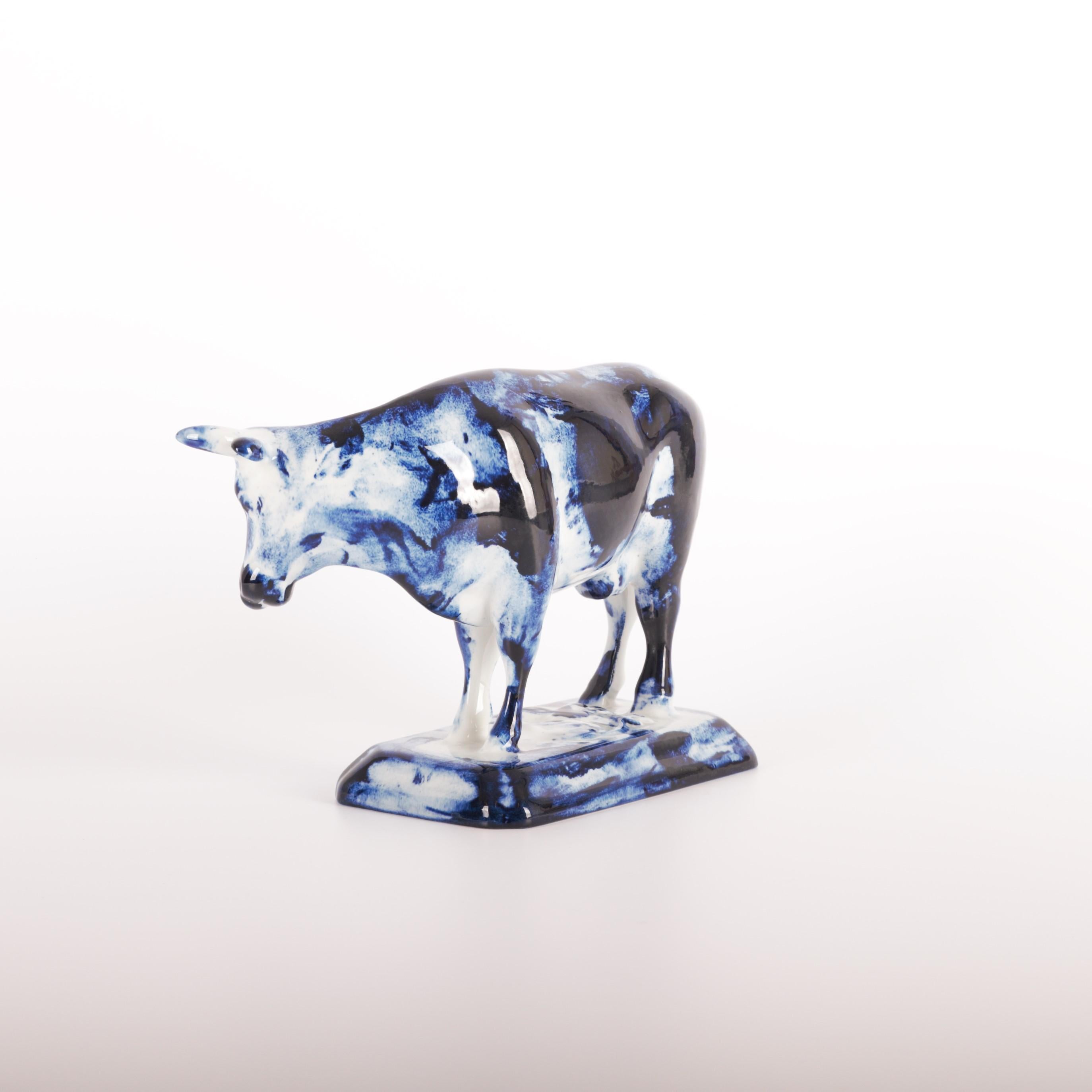 Delft Blue Cow #1, by Marcel Wanders, Hand Painted, 2006, Unique In New Condition For Sale In Amsterdam, NL