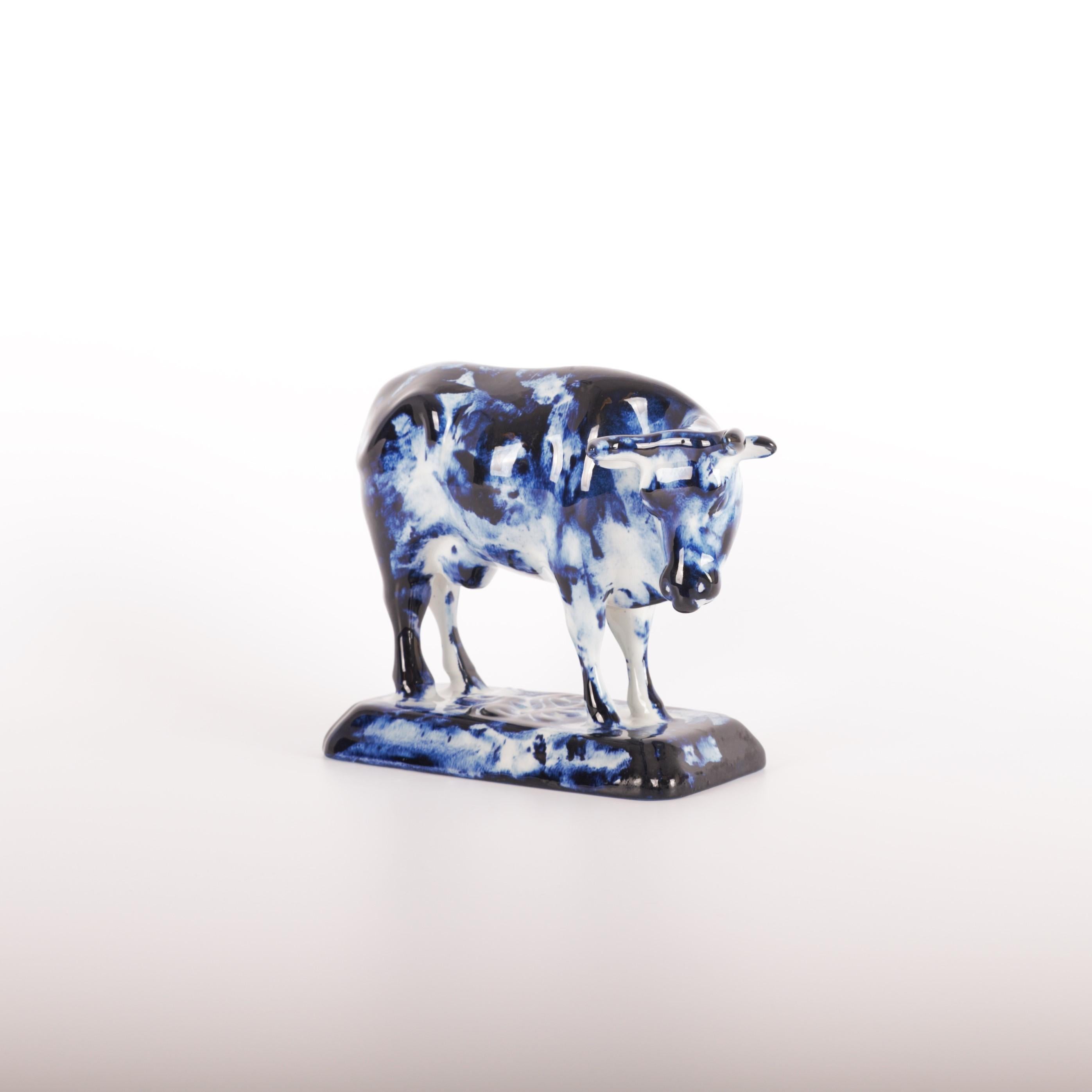 The Delft Blue Cow is available as an exclusive Personal Edition, Marcel Wanders' label carrying works of a more personal and experimental nature. The pieces of the Delft Blue series are unlimited unique by Marcel's one minute delft blue