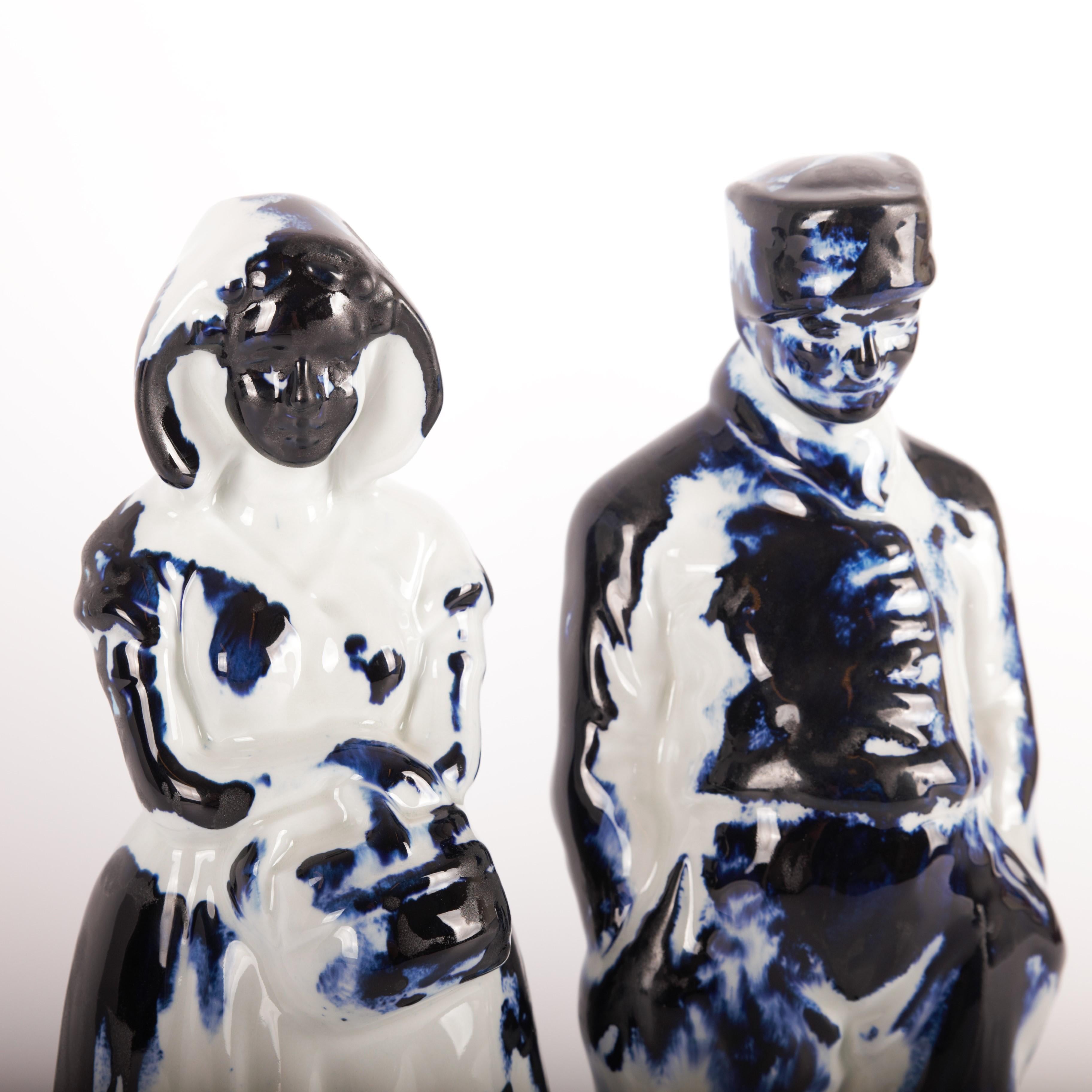 Delft Blue Farmer & Farmer Wife #1, by Marcel Wanders, Handpainted, 2006, Unique In New Condition For Sale In Amsterdam, NL