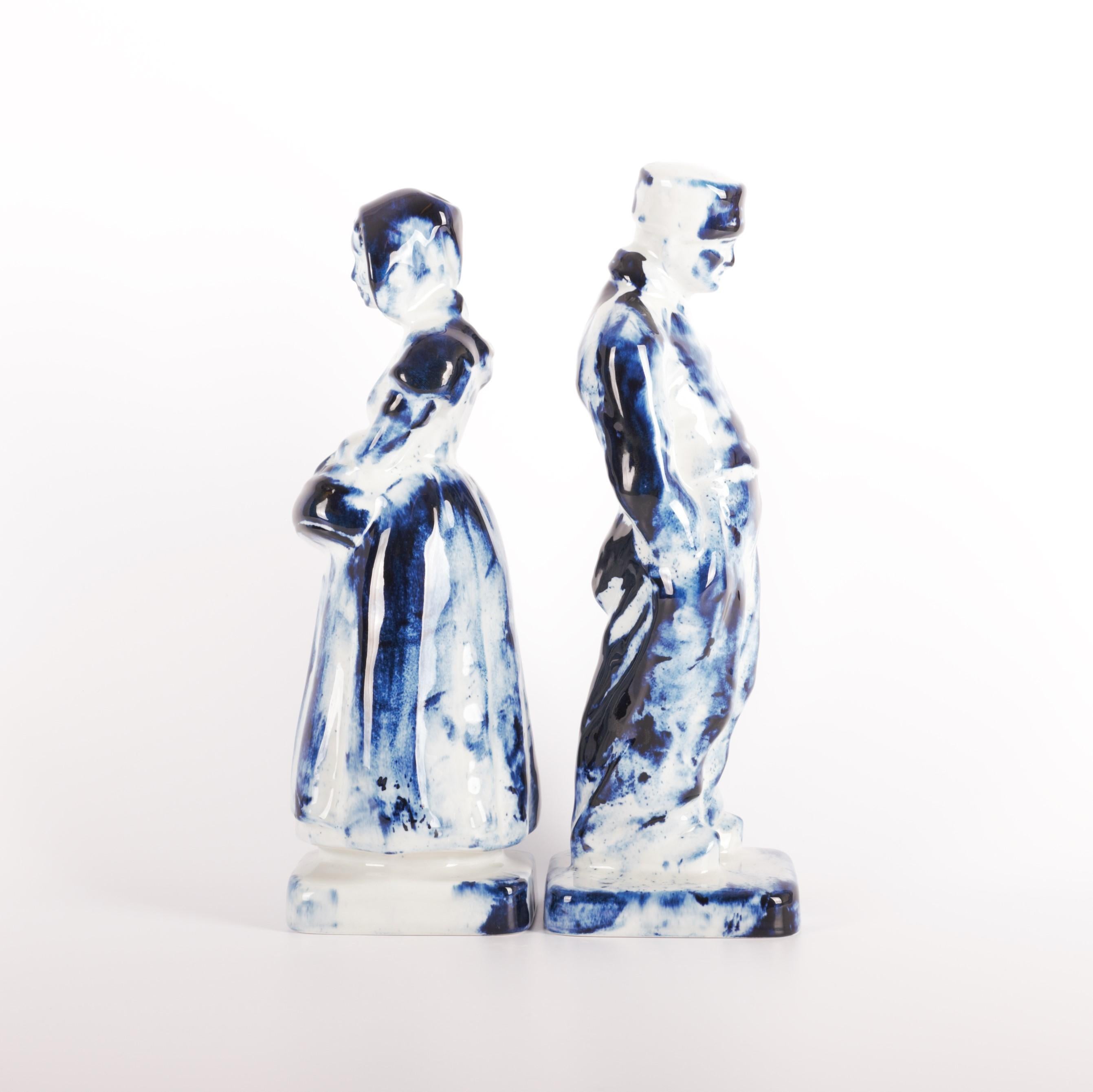 Delft Blue Farmer & Farmer Wife #2, by Marcel Wanders, Handpainted, 2006, Unique In New Condition For Sale In Amsterdam, NL
