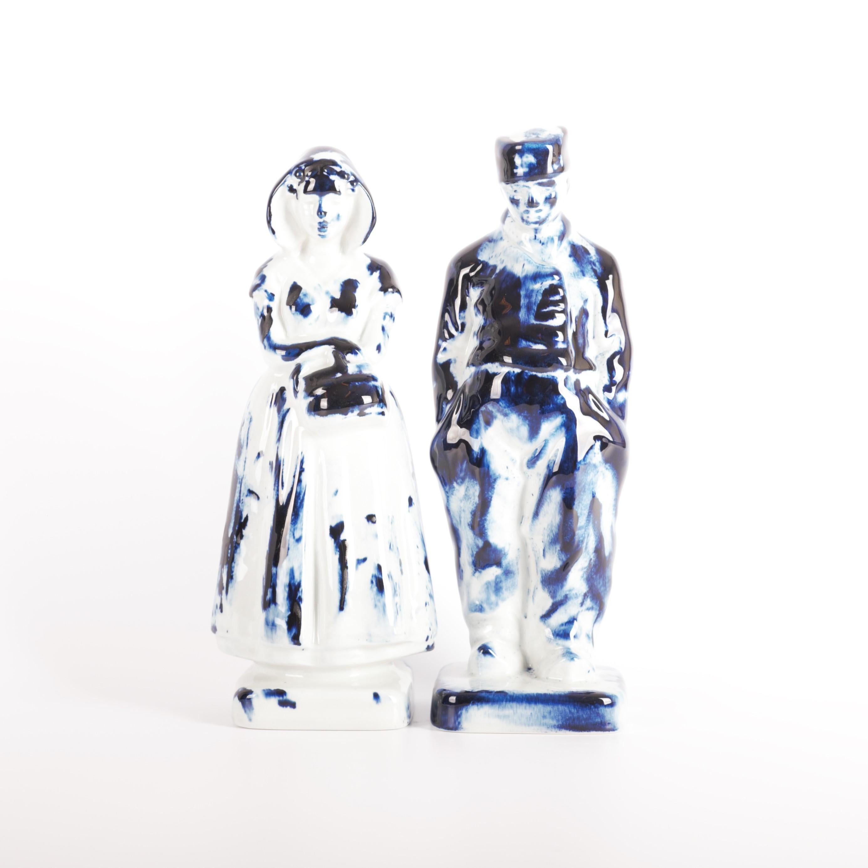 Dutch Delft Blue Farmer & Farmer Wife #3, by Marcel Wanders, Hand Painted, 2006 Unique For Sale