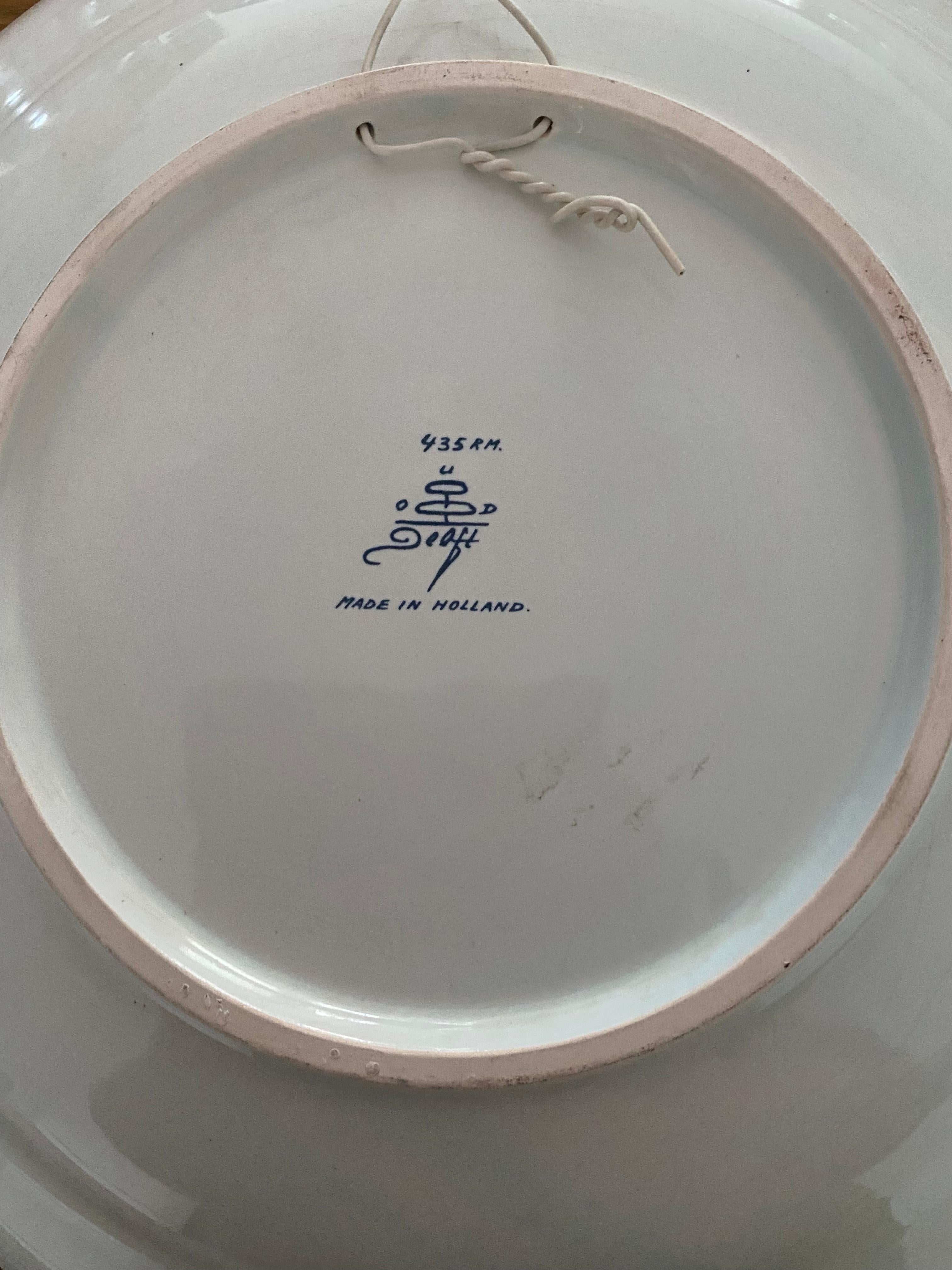 Metà XX secolo Piatto grande blu Delft di Oud Delft Olanda in vendita