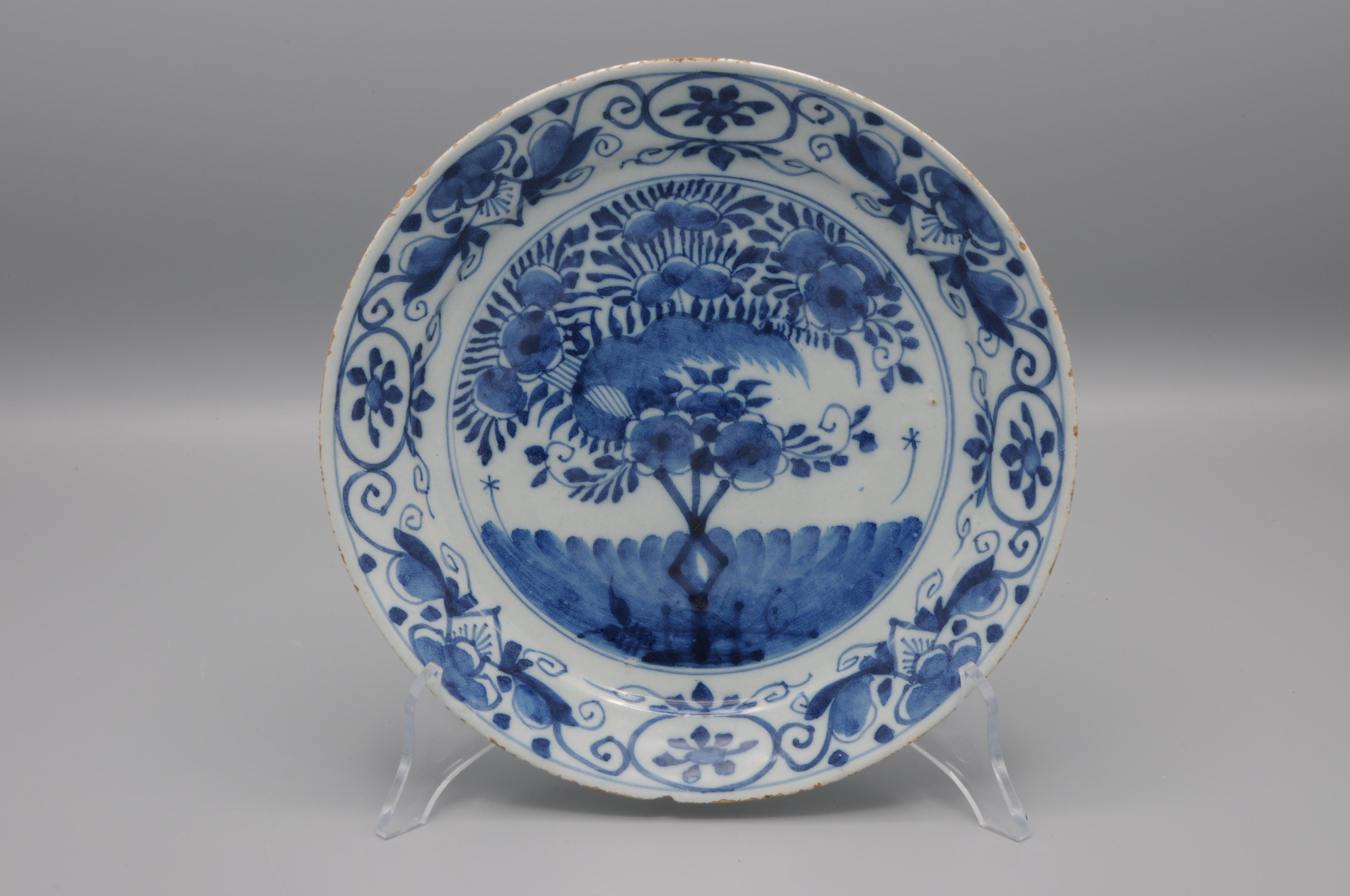 Delft Blue set of 'Tea Tree' plates - mid 18th century For Sale 6