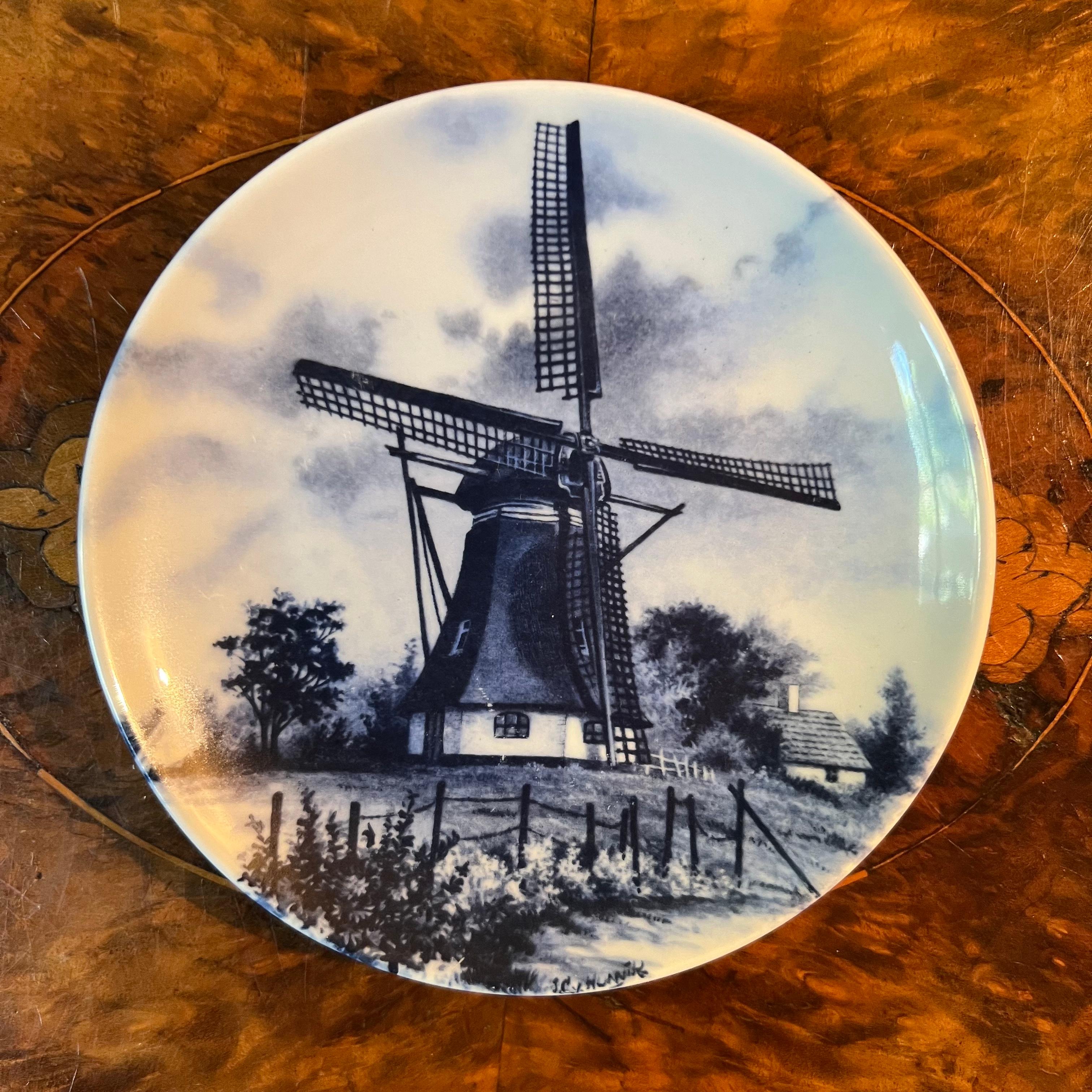 Delft Blue Windmill Print Kleiner Teller/Schale (20. Jahrhundert) im Angebot