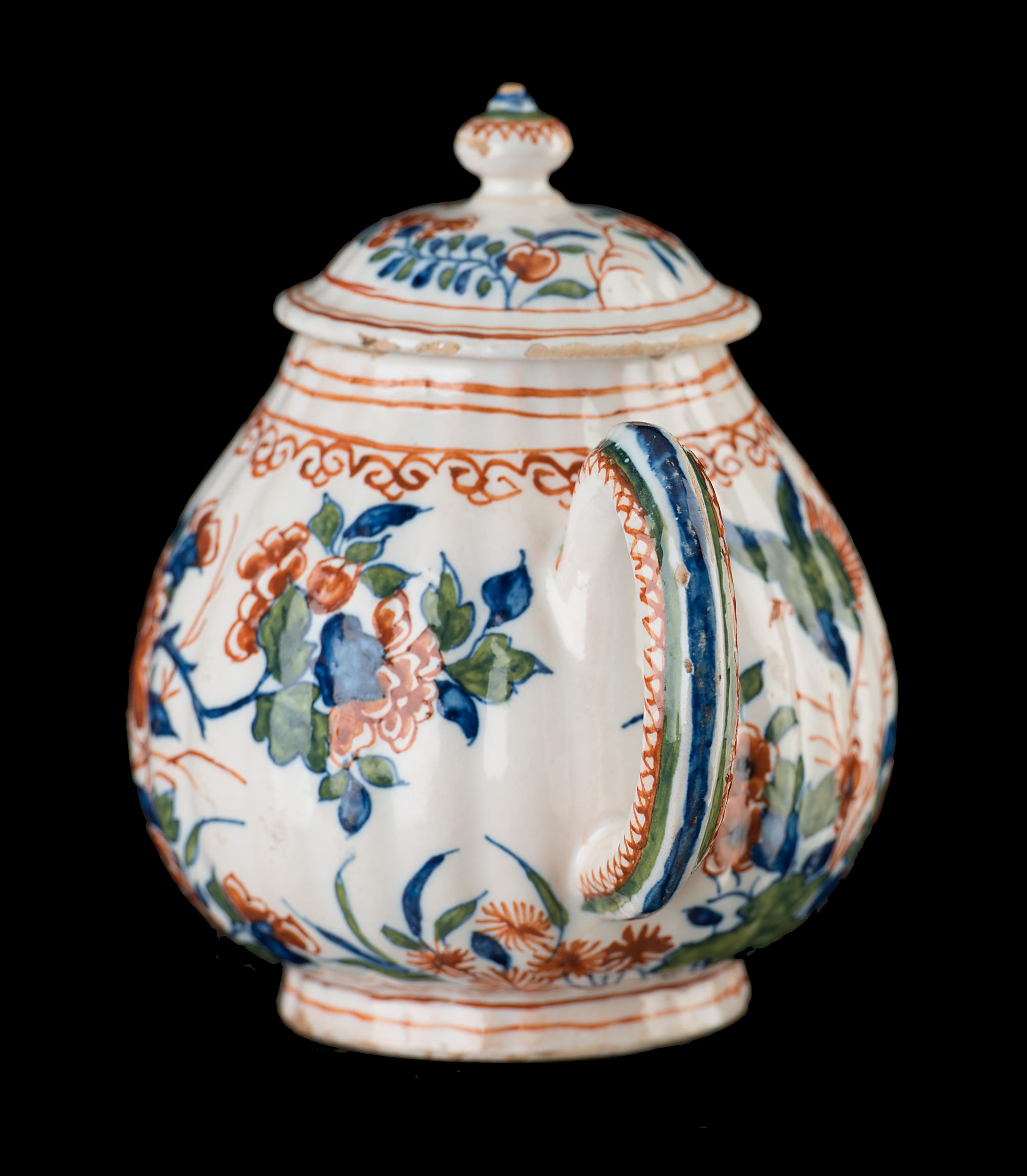 Delft, Kaschmir-Teekanne, 1700 - 1710 LVE Mark The Metal Pot Pottery (Barock) im Angebot
