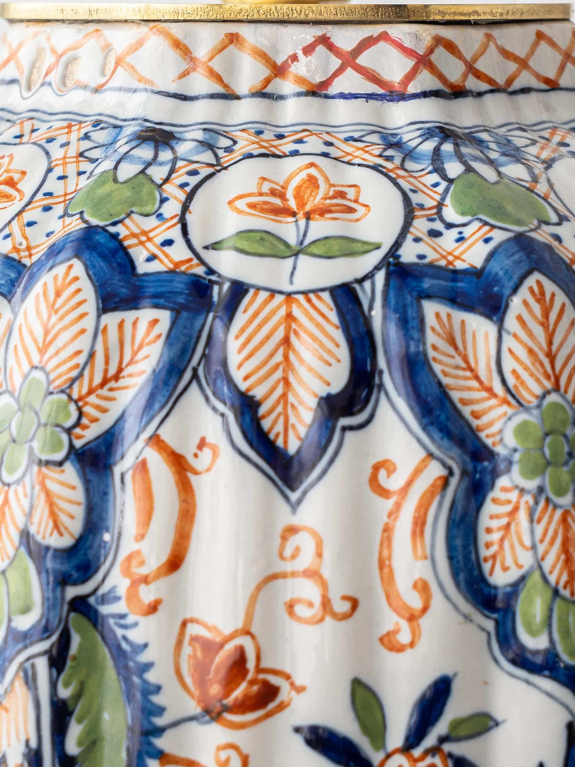 Lampe de table en céramique de Delft, années 1900, polychrome de Makkum peint à la main, abat-jour en soie neuf en vente 2