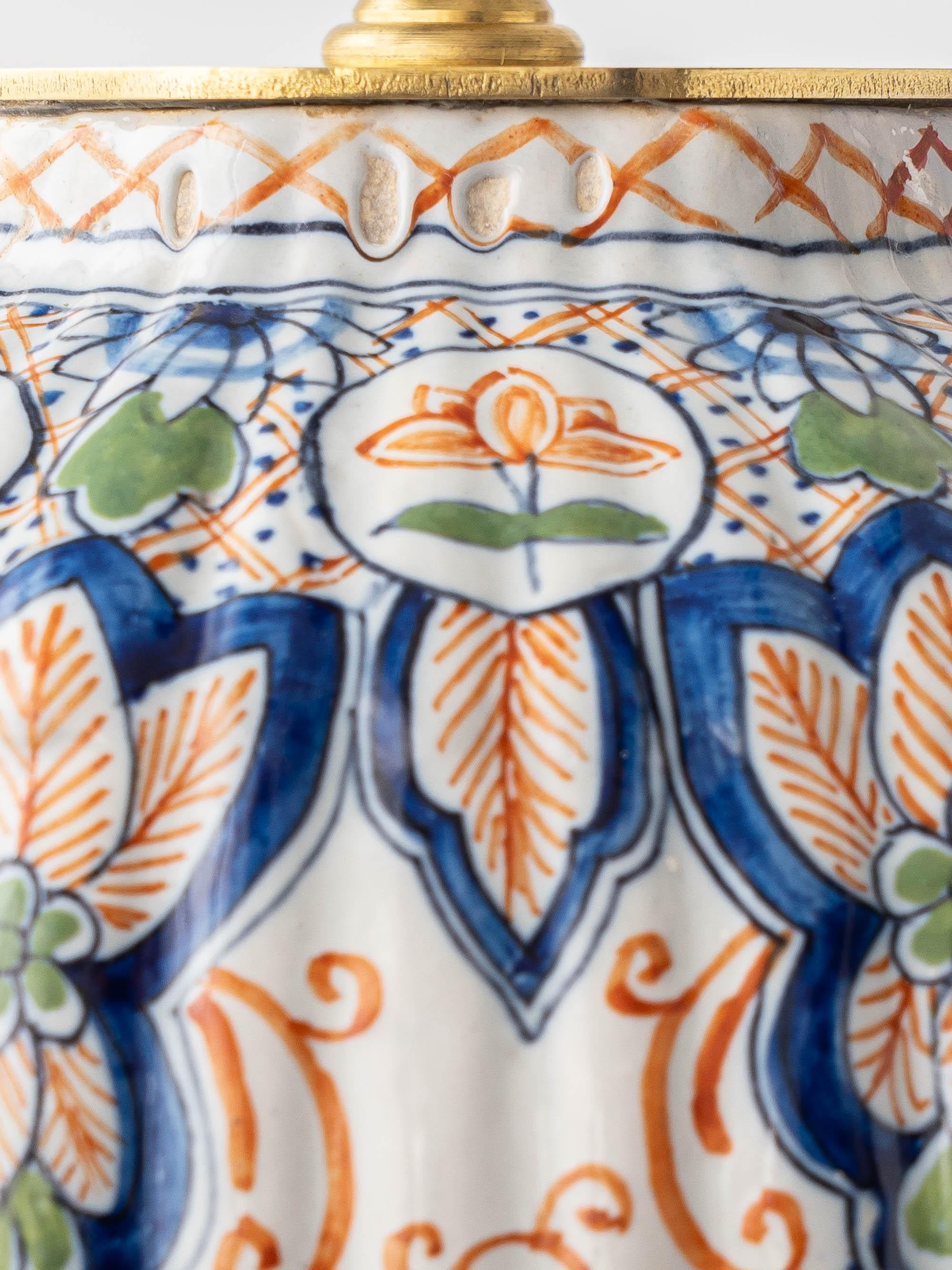 Lampe de table en céramique de Delft, années 1900, polychrome de Makkum peint à la main, abat-jour en soie neuf en vente 3