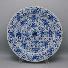 Delft - Charger with 'mille fleurs' decor, early 18th century