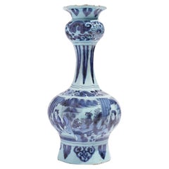 Delft faience bulb vase attributed to De Metaale Pot, c. 1690-1725