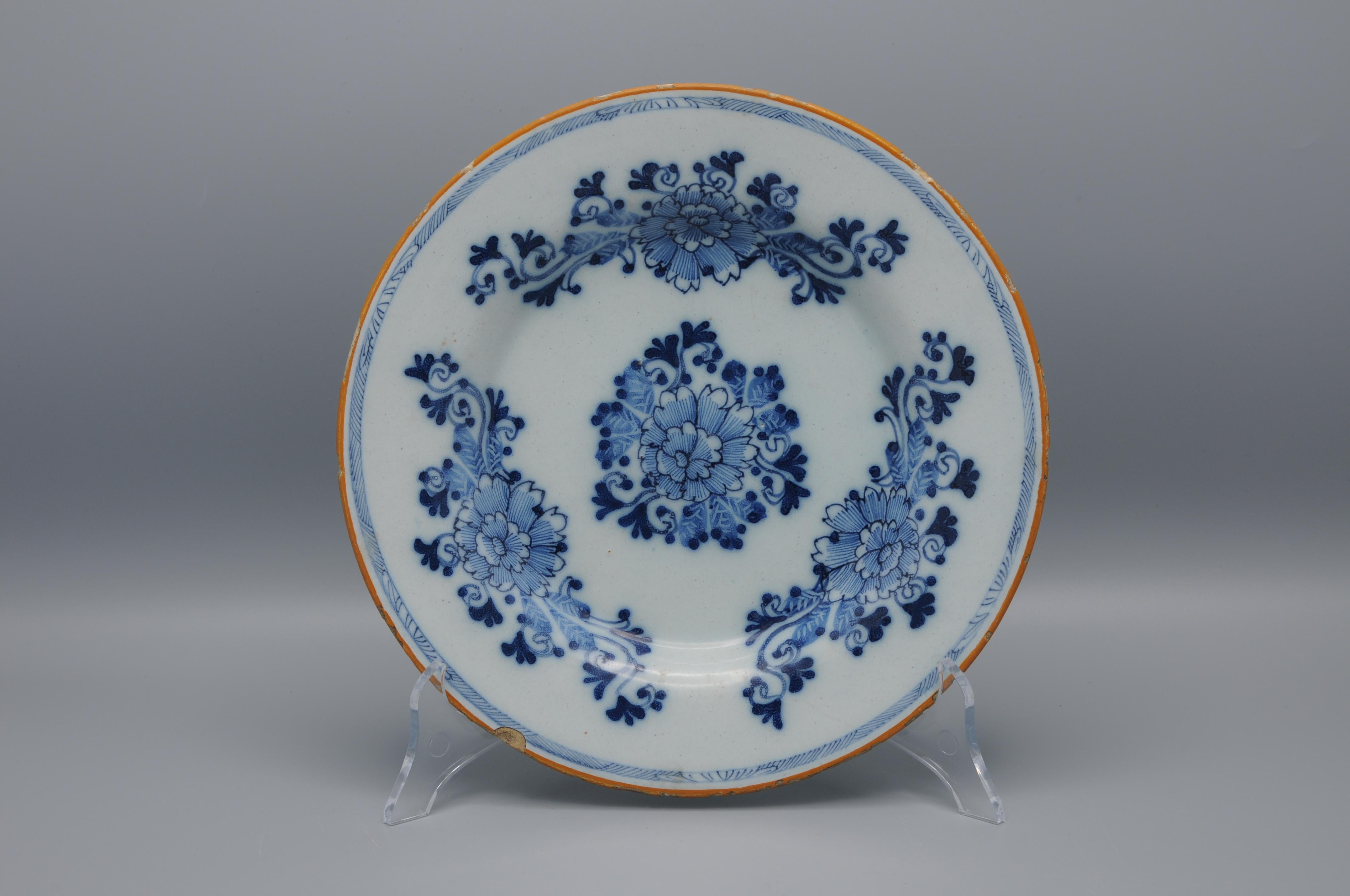 Delft - plato de crisantemos florales de 