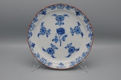 Delft floral plate by Jan Pennis, 'De Porceleyne Schotel', 1724-1764.