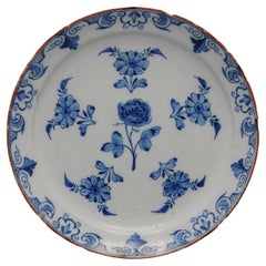 Piatto floreale di Delft di Jan Pennis, 'De Porceleyne Schotel', 1724-1764.