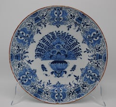 Delft - Grieckse A - large Blue and White 'Peacock' Dish - late 18th century