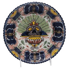 Delft - group of 5 small polychrome 'peacock' plates, 18th century - 'De Claauw'