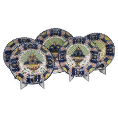 Delft - group of 5 small polychrome 'peacock' plates, 18th century - 'De Claauw'