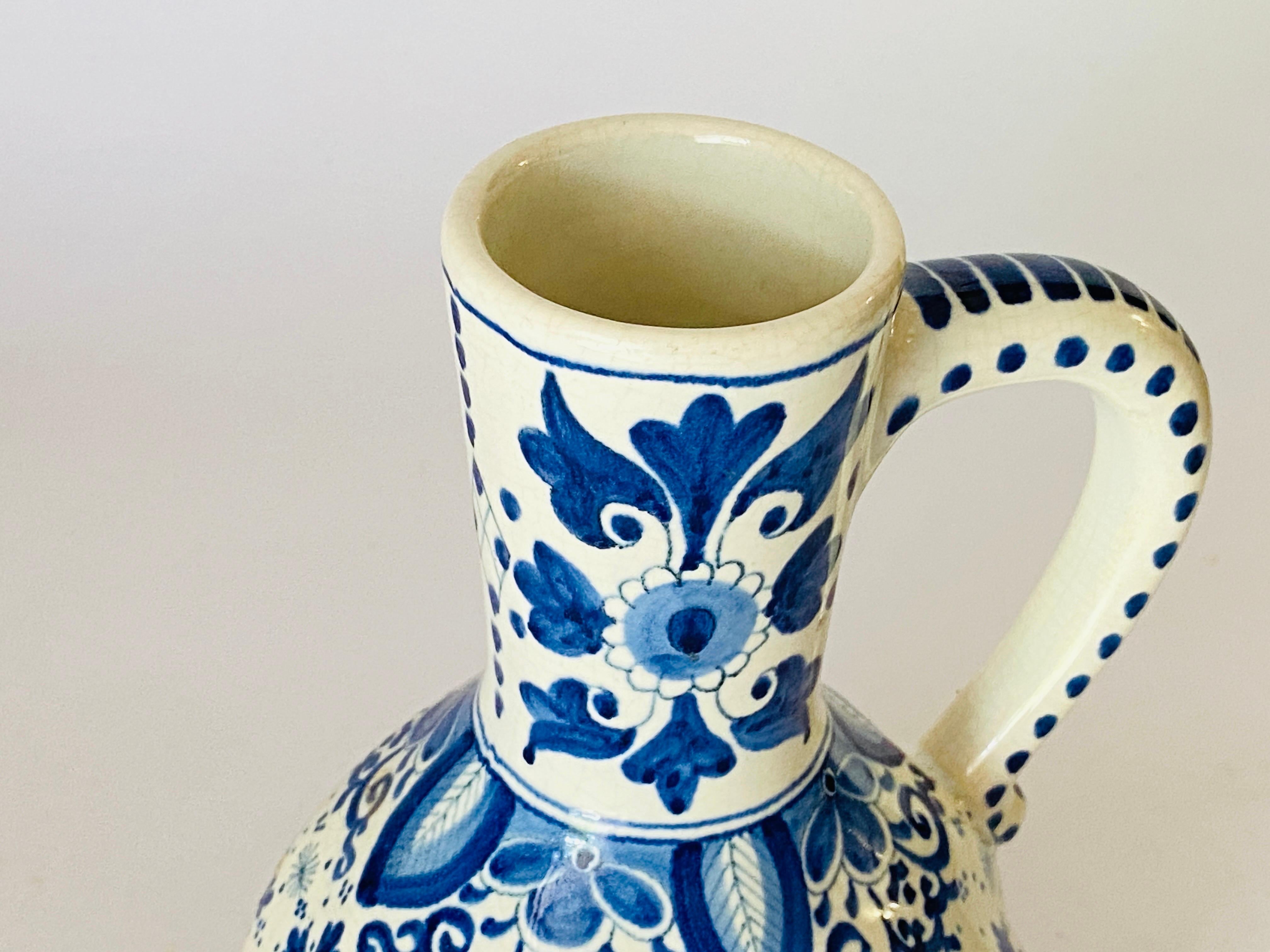 Hand-Painted Delft Jug in Faïence, White and Blue, 19th Century Netherlands For Sale