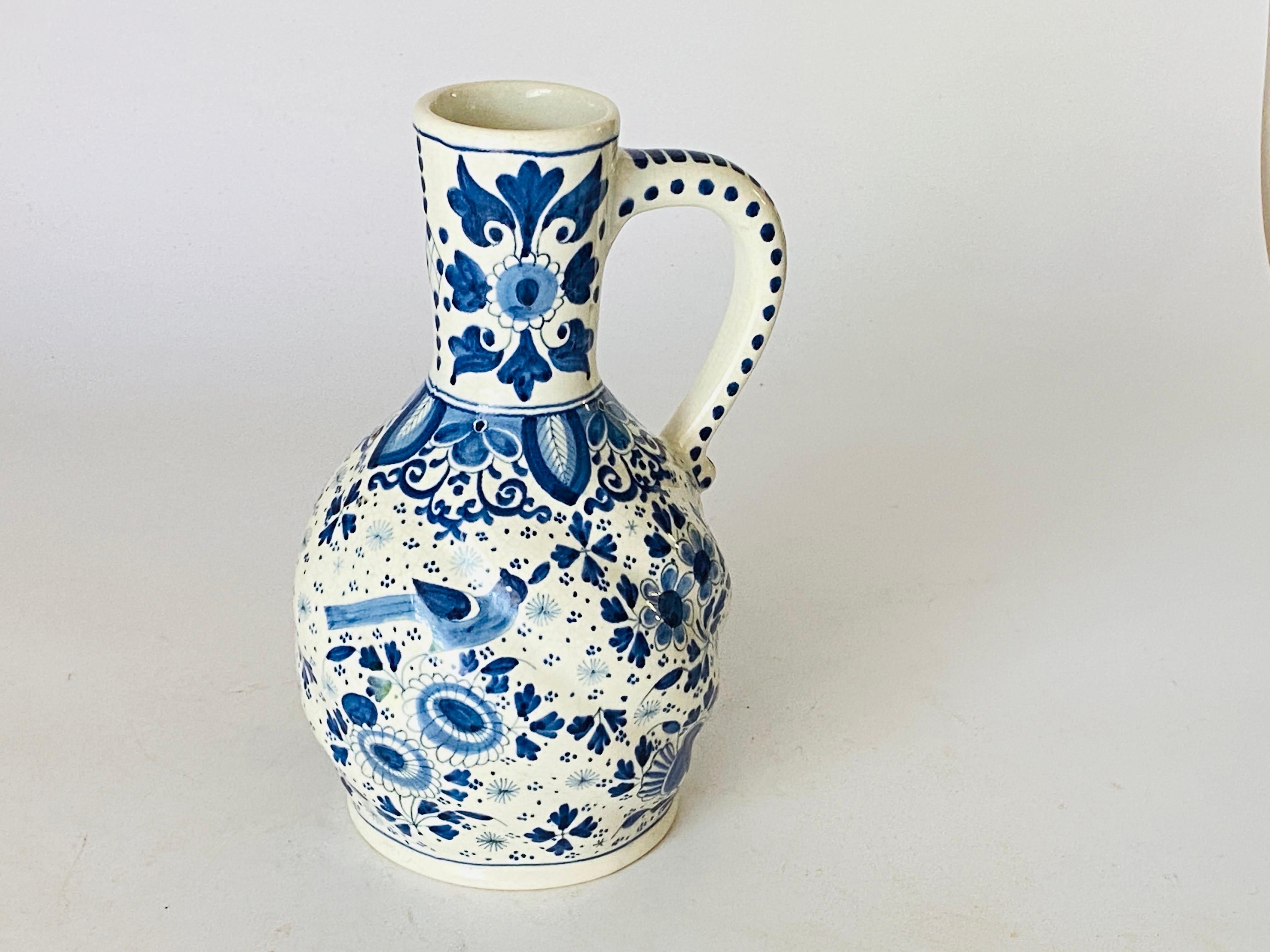 Delft Jug in Faïence, White and Blue, 19th Century Netherlands For Sale 2