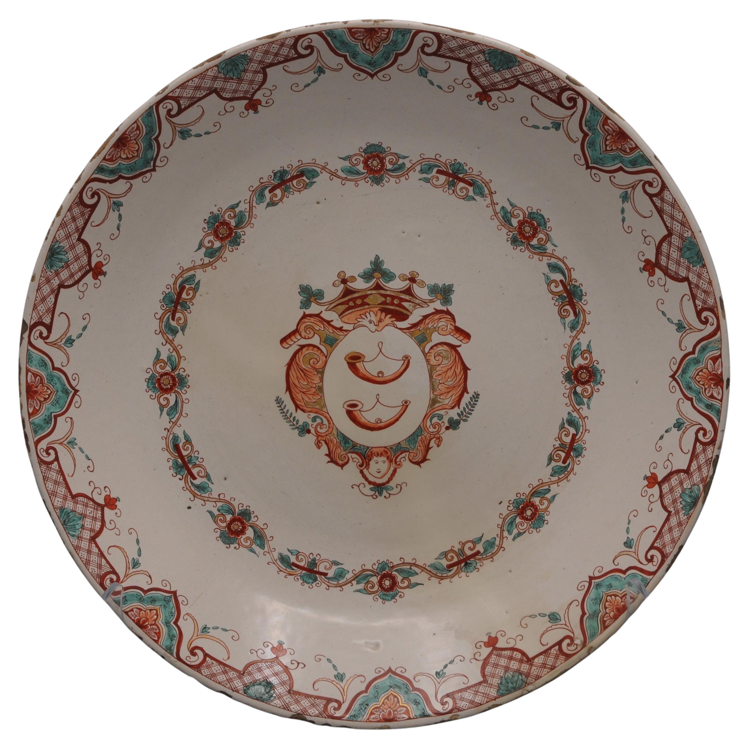 Delft - Large polychrome 'petit feu' armorial charger - mid 18th century For Sale