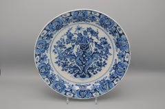 Delft - Louis XIV style plate, first half 18th century