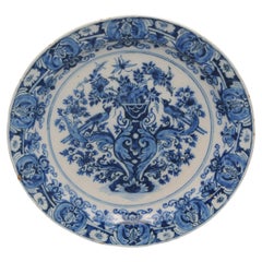 Antique Delft - Louis XIV style plate, first half 18th century
