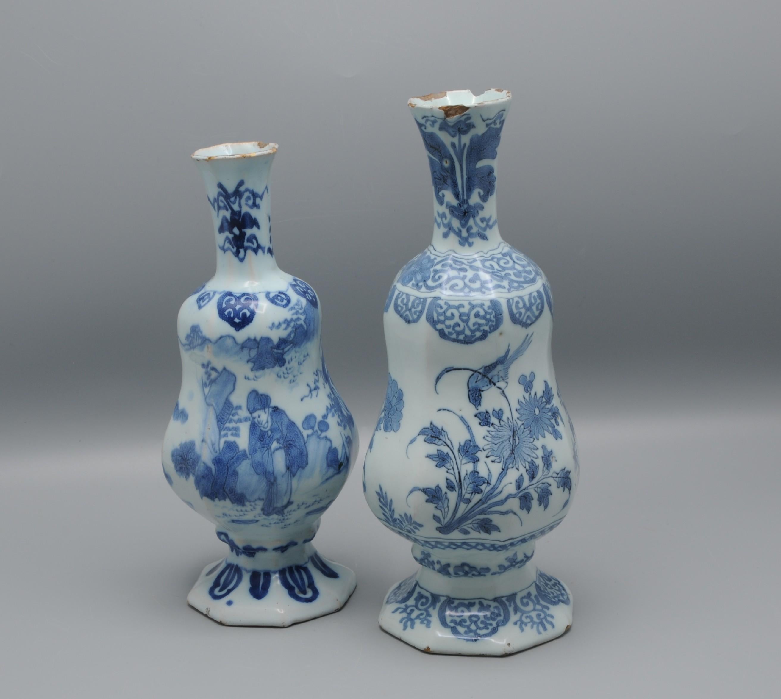 Delft - octagonal kalbas shaped vase,  late 17th century For Sale 1