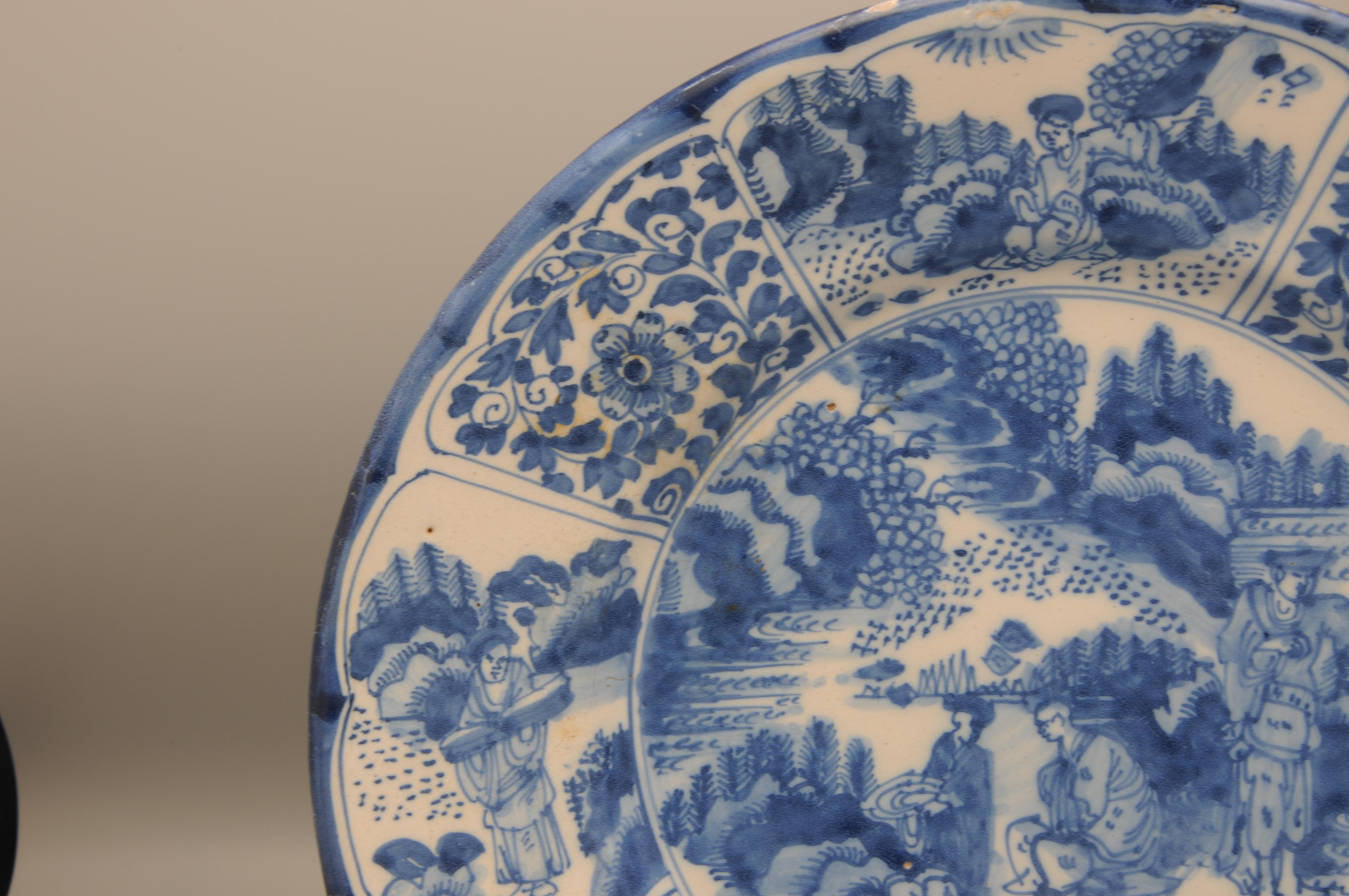 Glazed Delft or Hanau- Wanli style dish, late 17th century For Sale