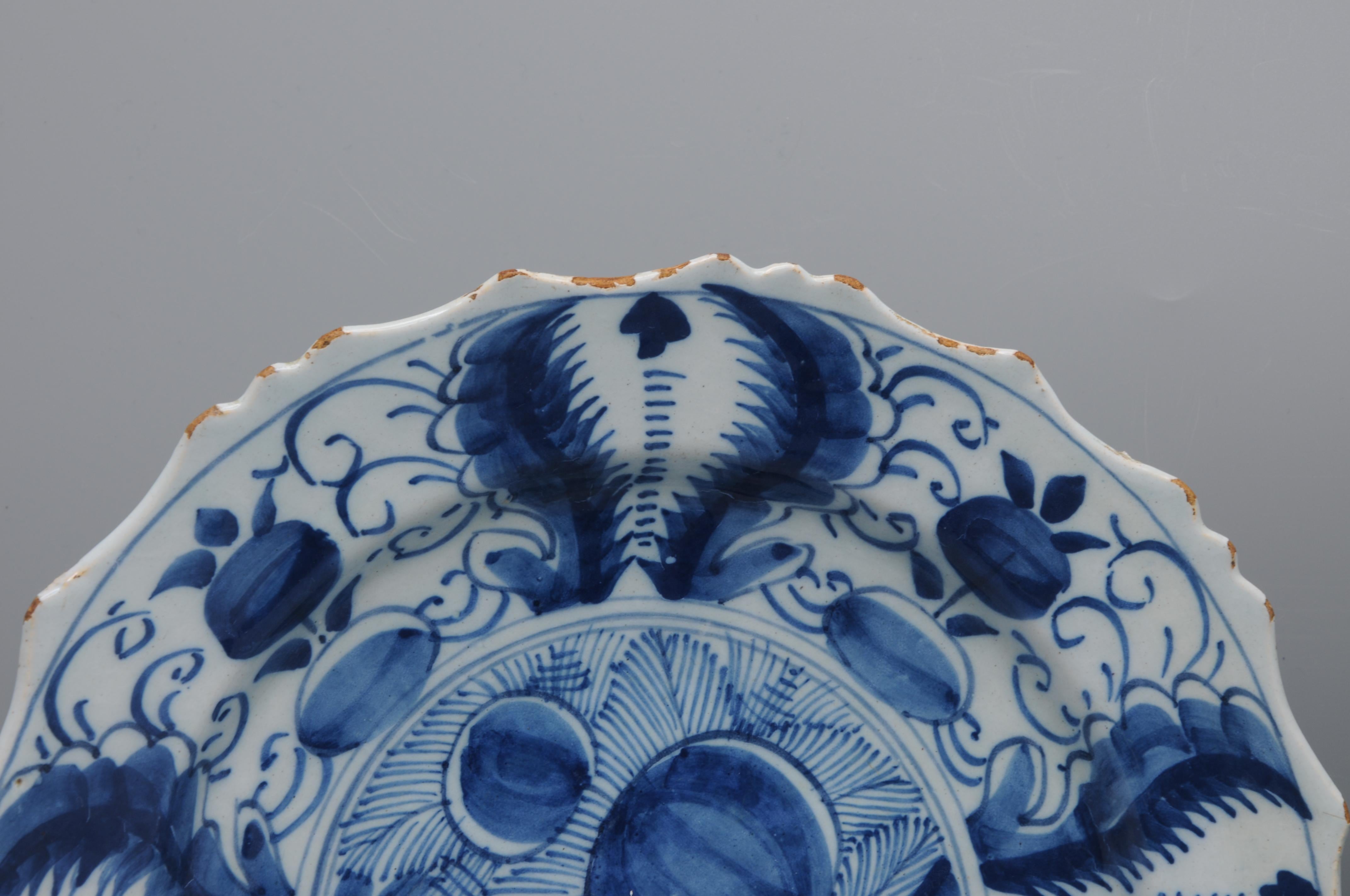 Glazed Delft - Pair of blue and white Delftware plates - 18th century For Sale