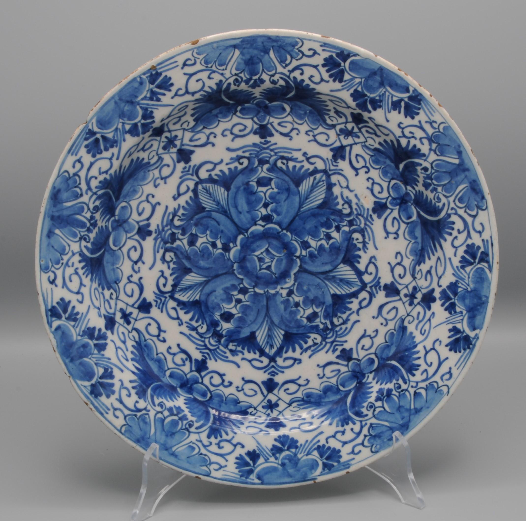 Delft - Pair of dishes - 18th century  For Sale 2