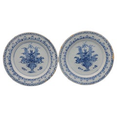 Antique Delft - Pair of neoclassical chinoiserie plates - Late 18th century 