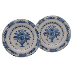 Delft - Pair of neoclassical empire plates - ca 1800