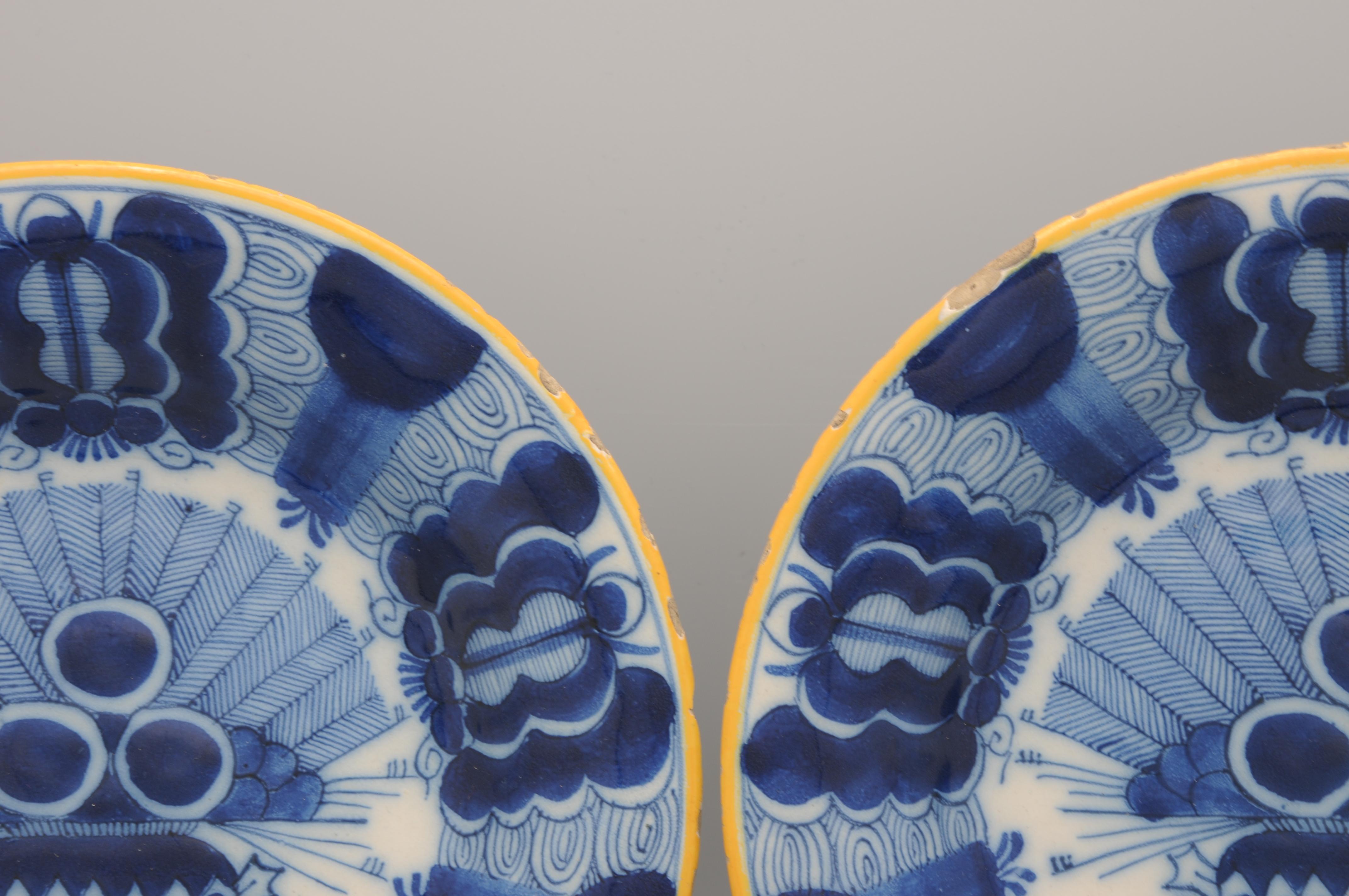 18th Century and Earlier Delft pair of 'Peacock' plates by 'De Blompot' - second half 18th century For Sale