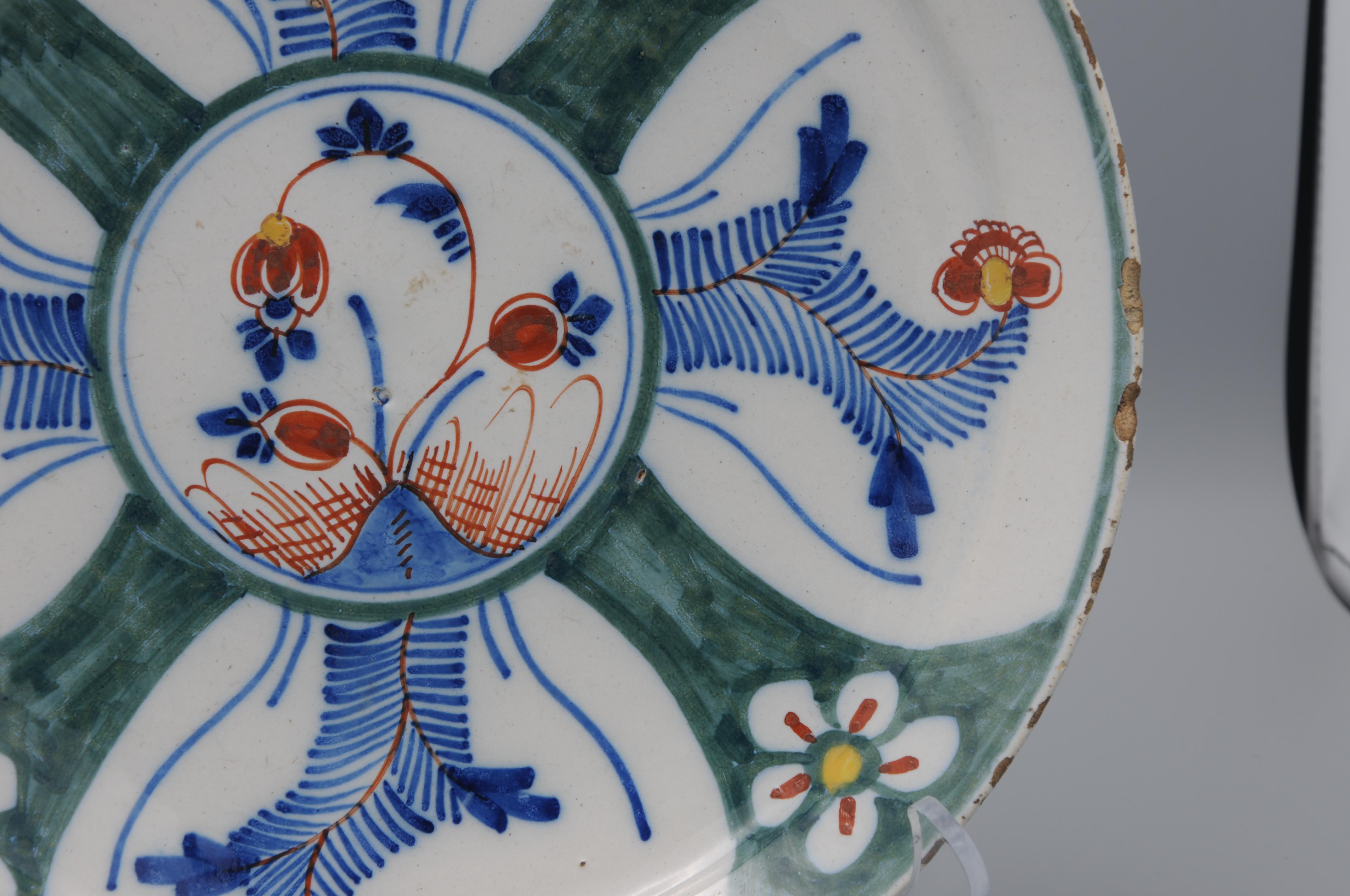 Delft - Pair of polychrome, mainly green, Delfware plates - 18th century 2