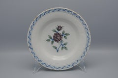 Delft, Plate with manganese rose - 18th century