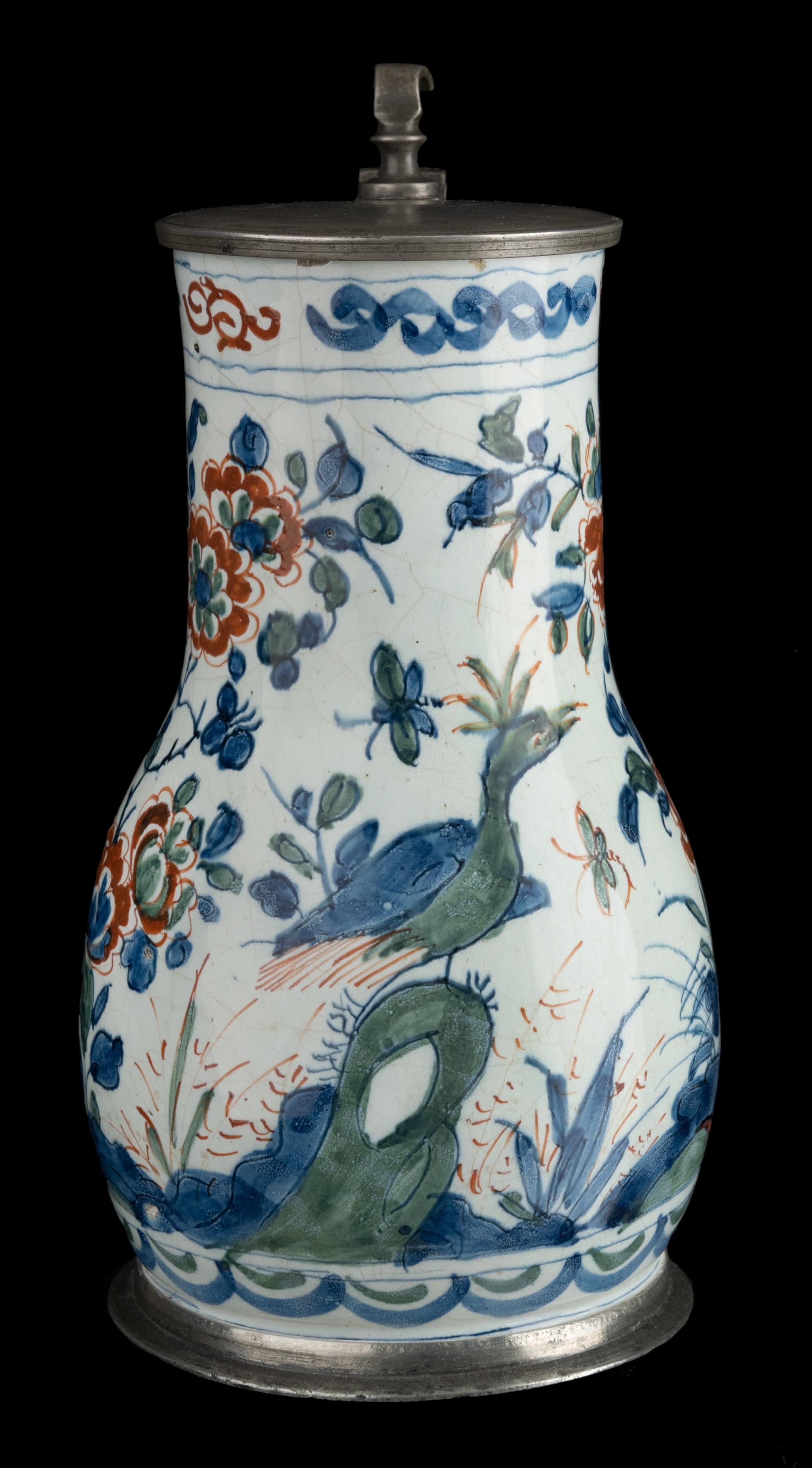 Delft, Polychrome cashmere beer mug with pewter lid 1700-1710 In Good Condition For Sale In ROSSUM, GE