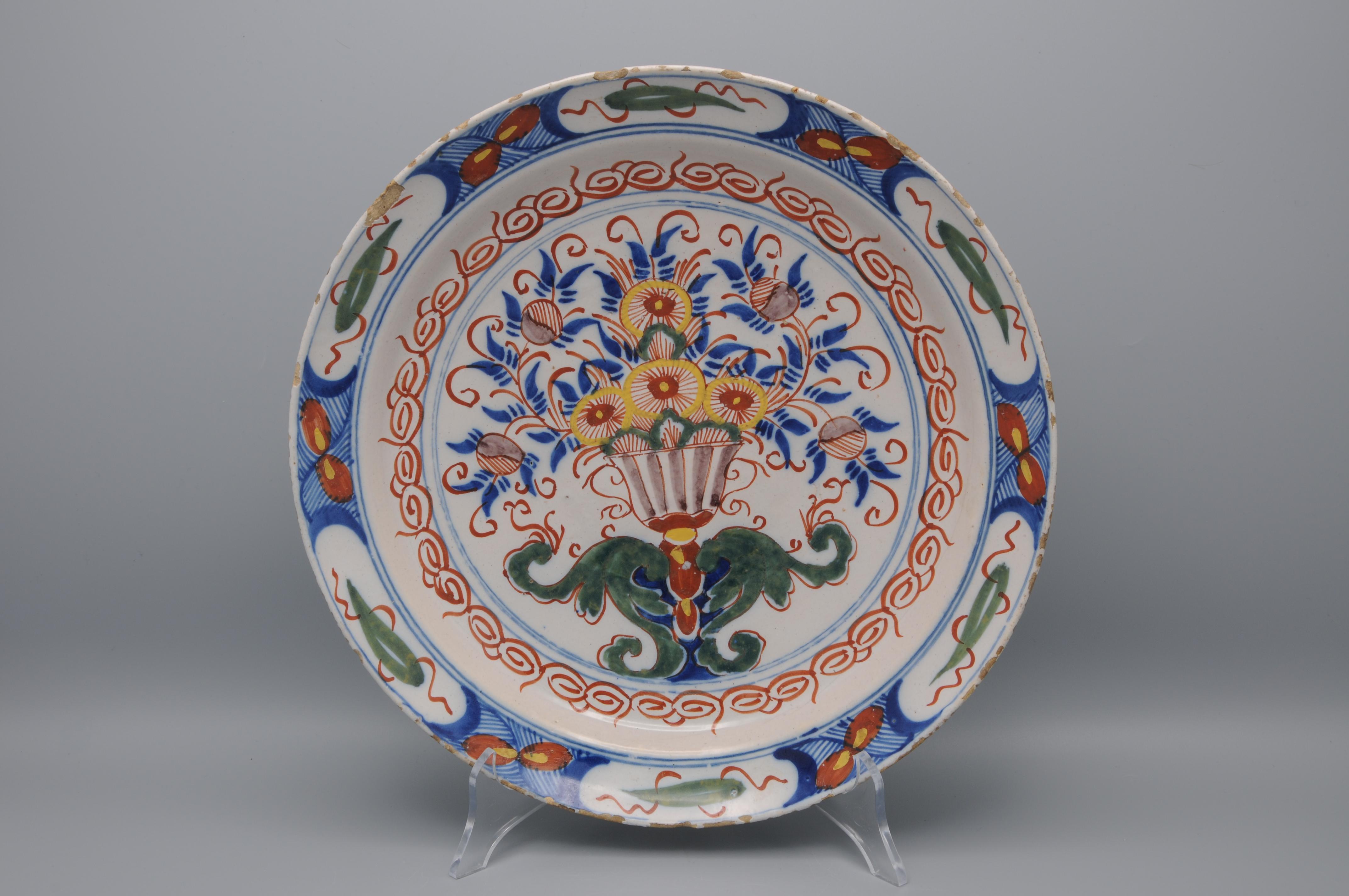 Cargador policromado de Delft - mediados del siglo XVIII Chinoiserie en venta