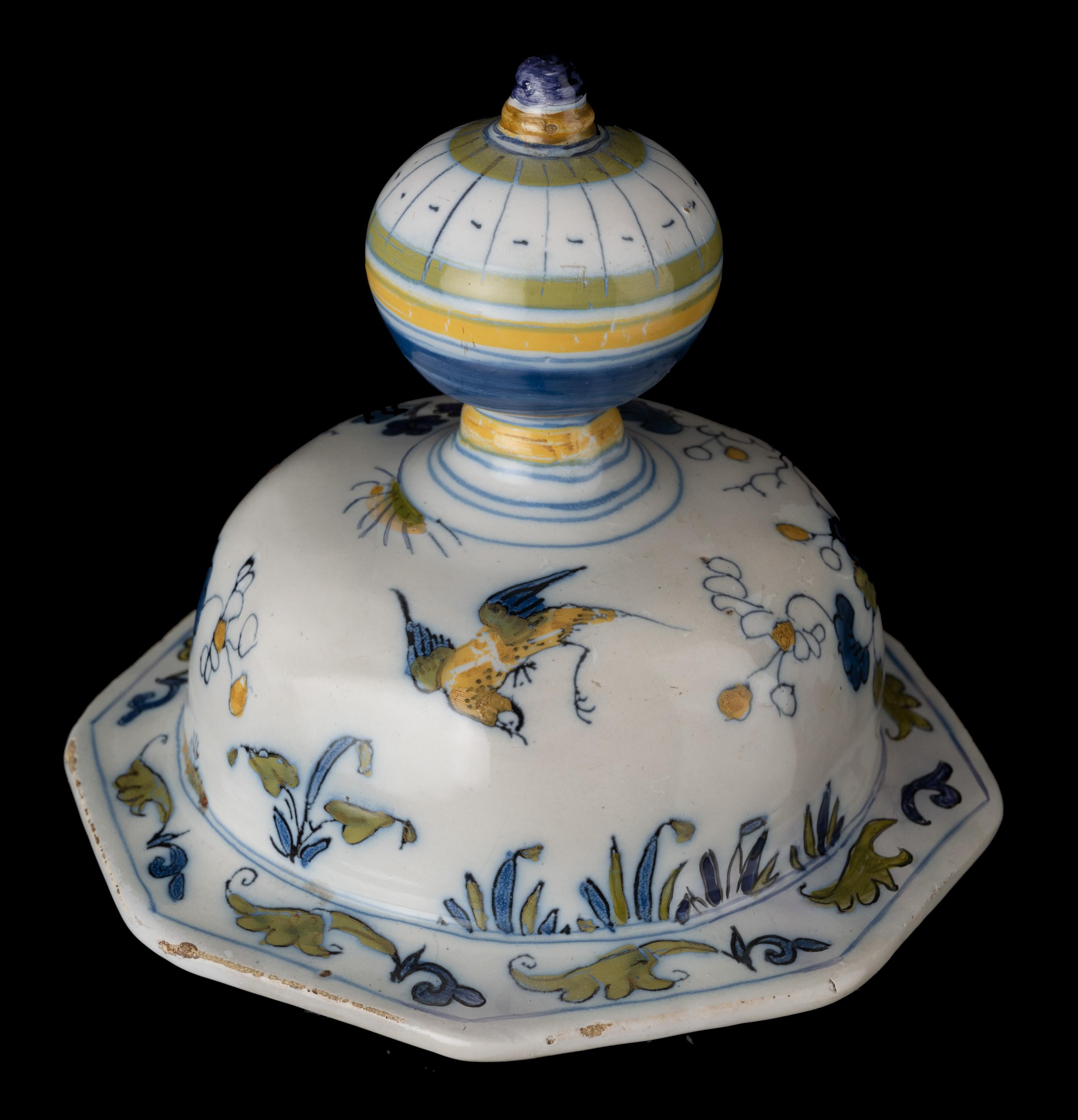 Delft Polychrome Covered Jar with Peacock and Dragon in Landscape, 1690-1700 For Sale 5