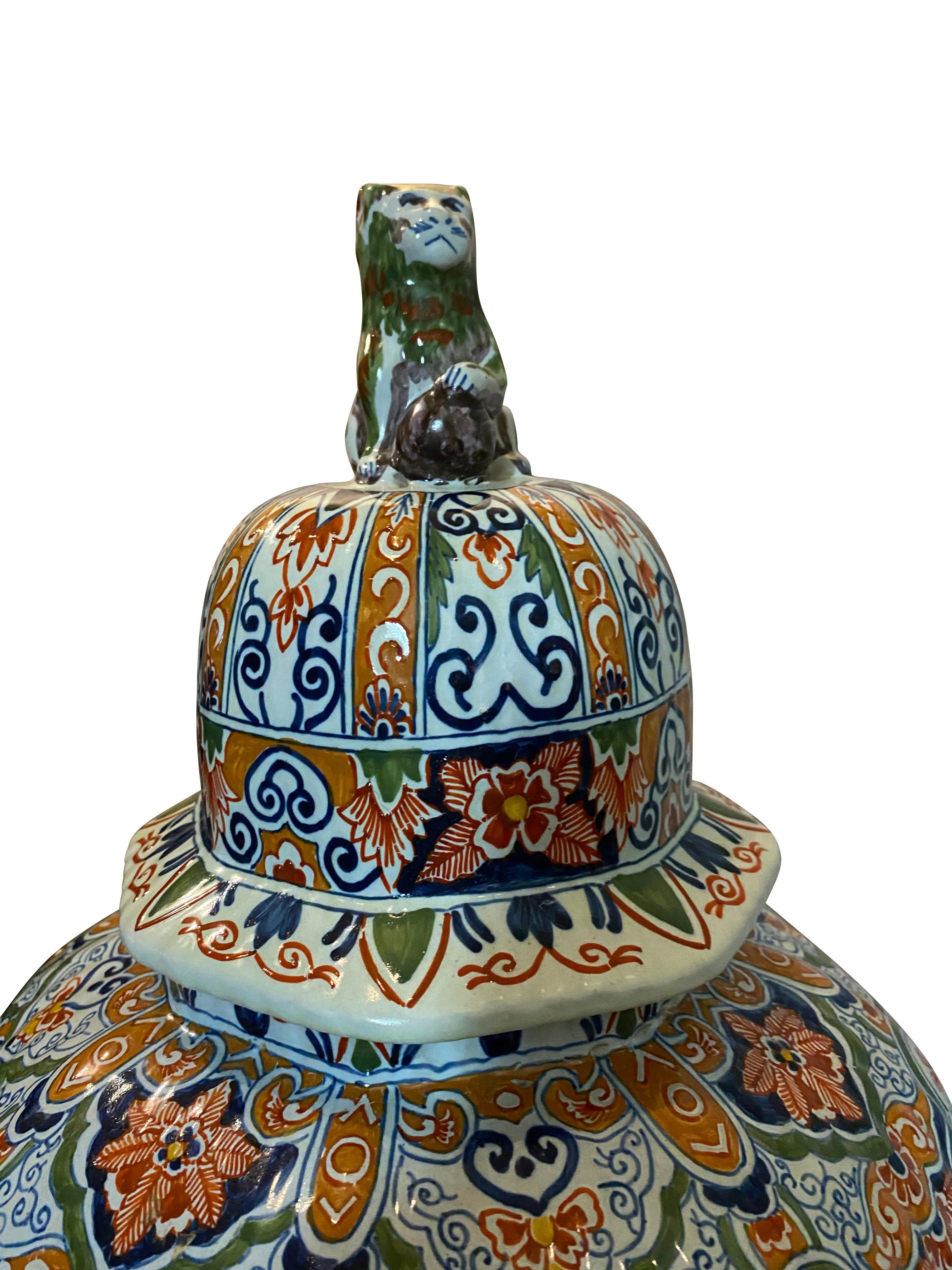 Delft Polychrome Decorated Melon Form Covered Vase In Good Condition For Sale In Essex, MA