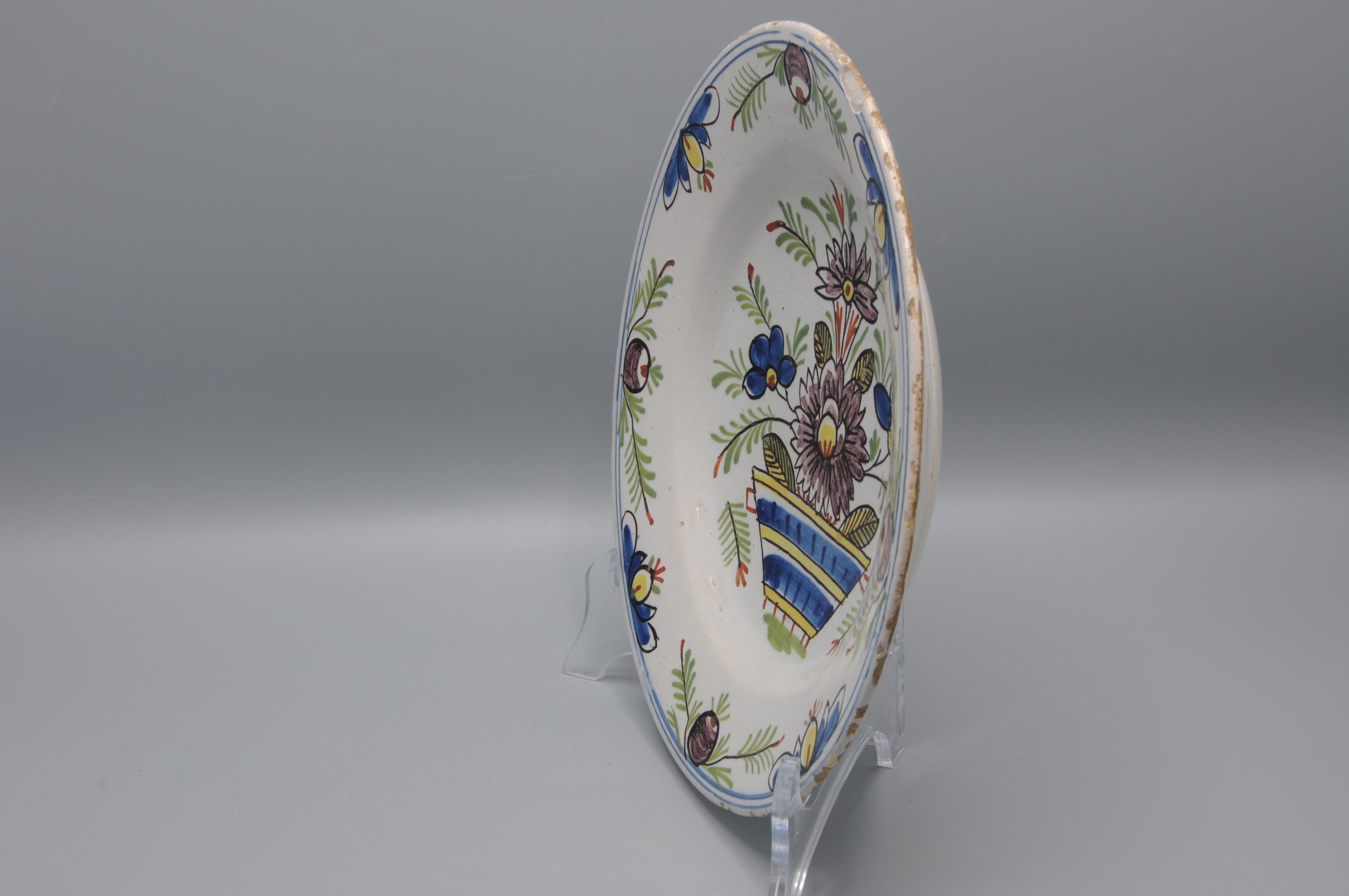 Assiette polychrome 'boerendelfts' de Delft - début du 19ème siècle en vente 2
